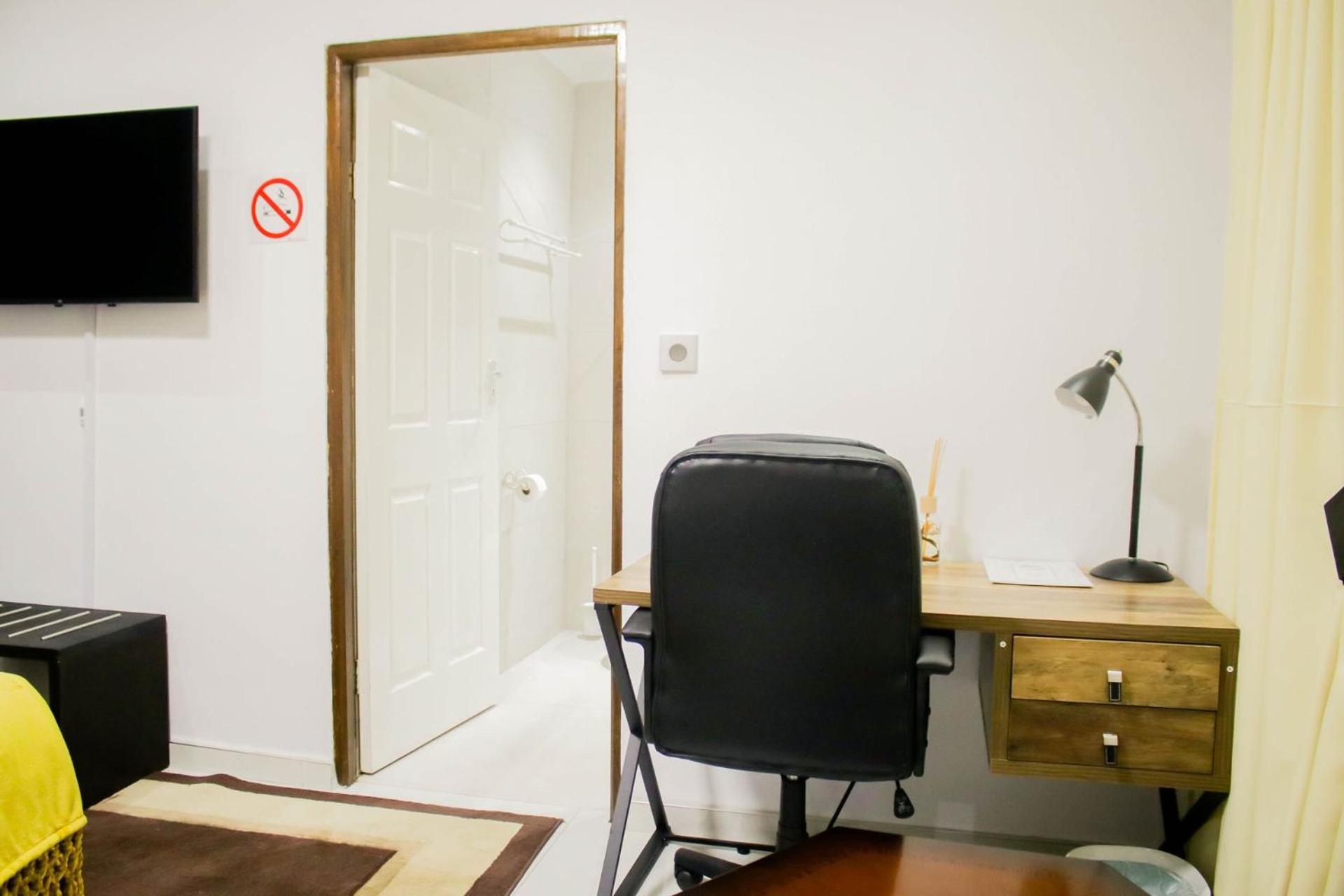 Pitikwe Hill Guesthouse