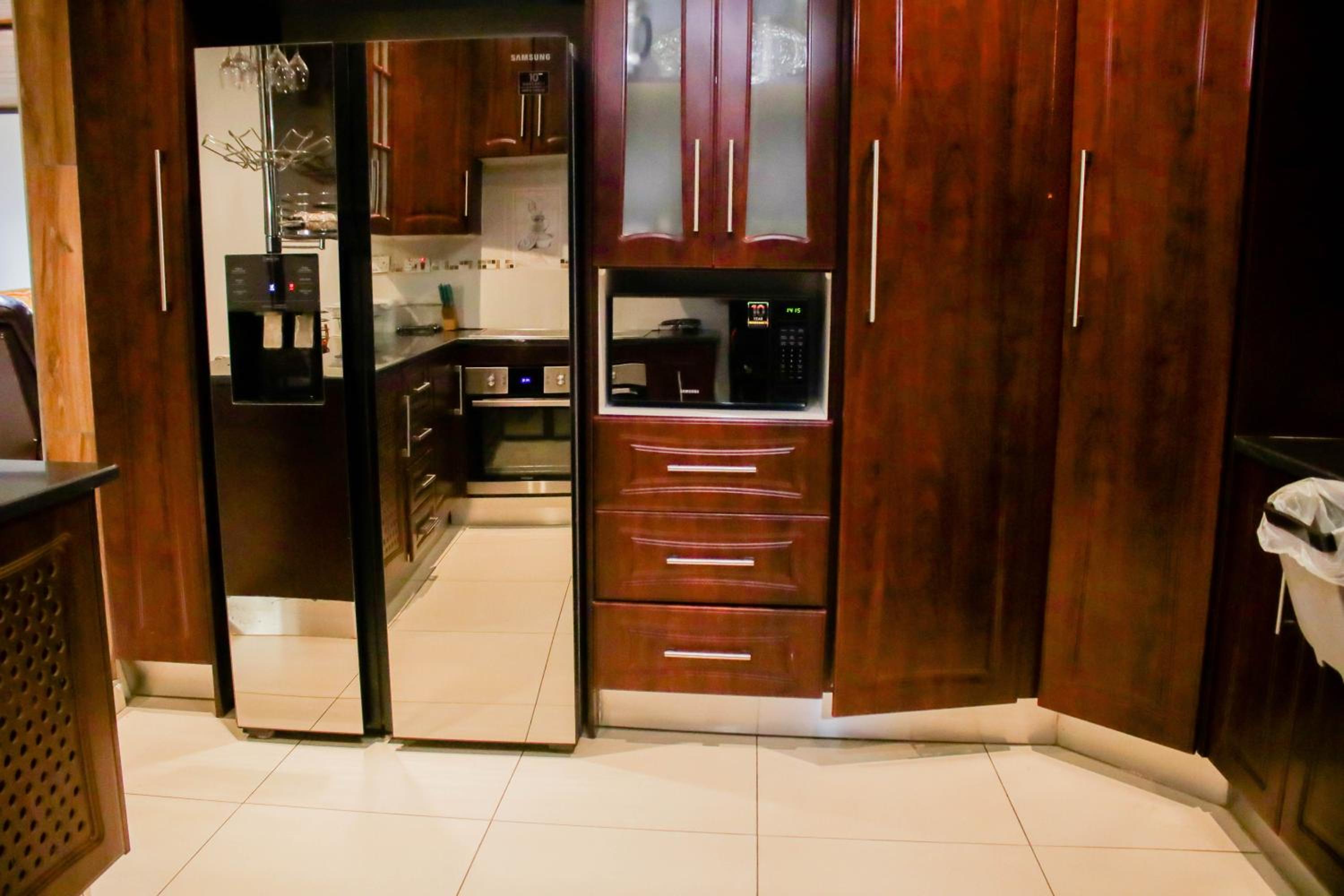 Pitikwe Hill Guesthouse