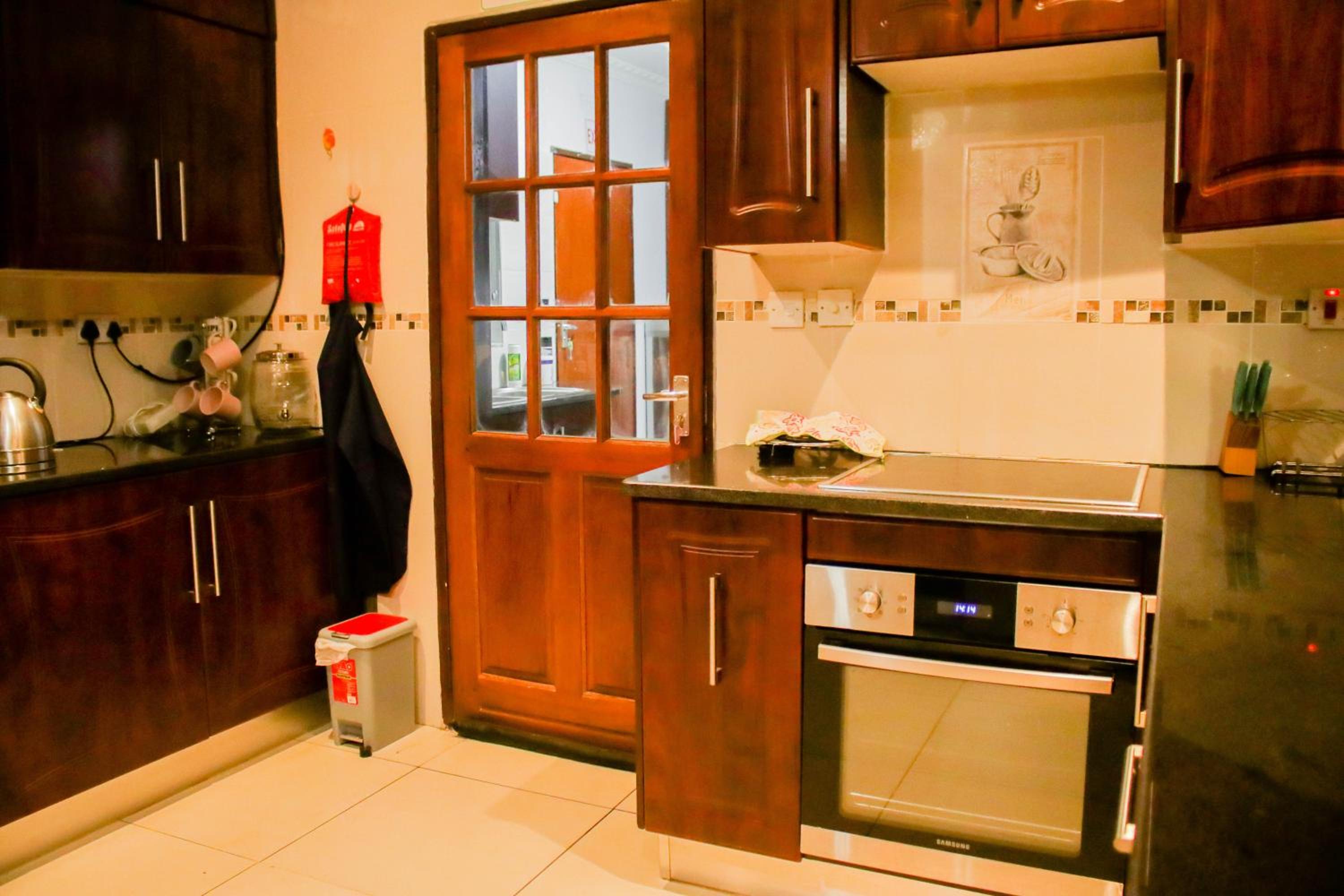 Pitikwe Hill Guesthouse
