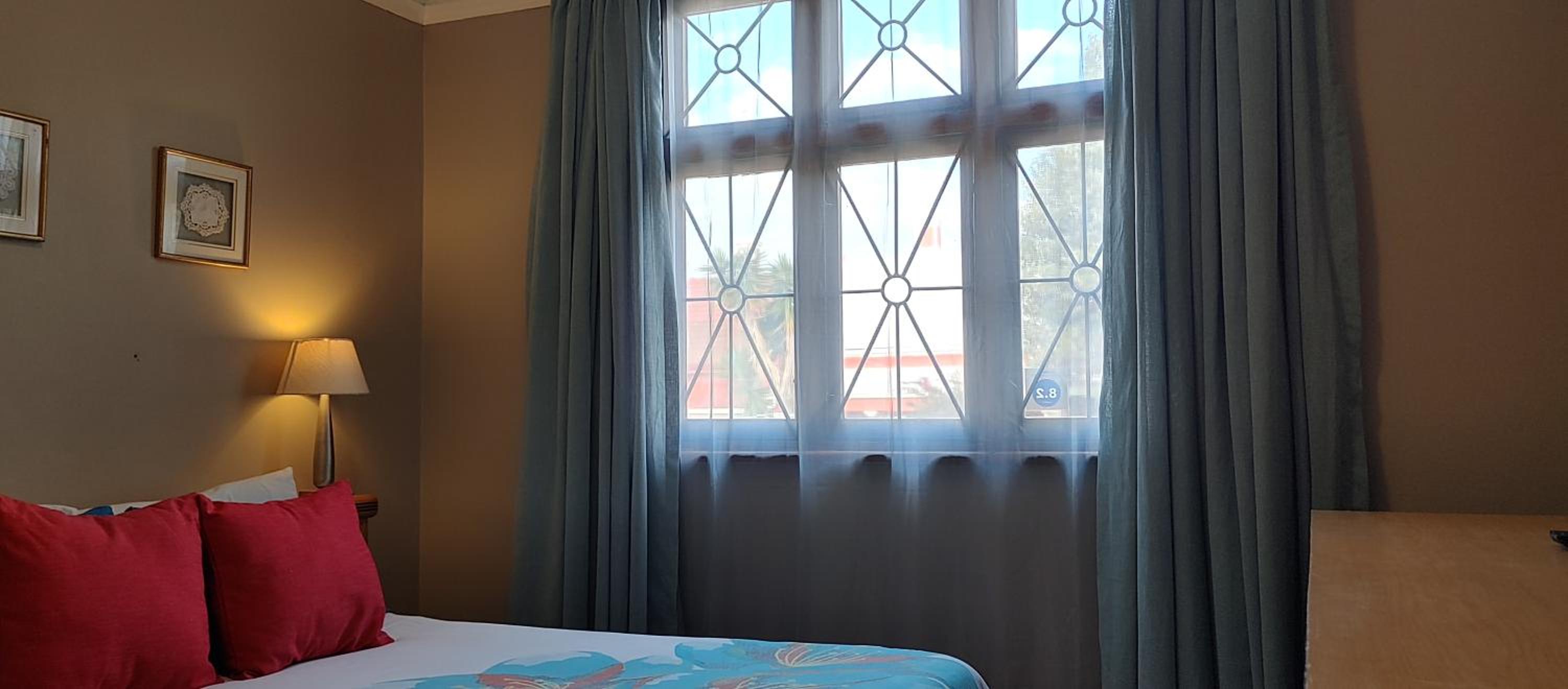 Happy Home - Woodstock - Image 5