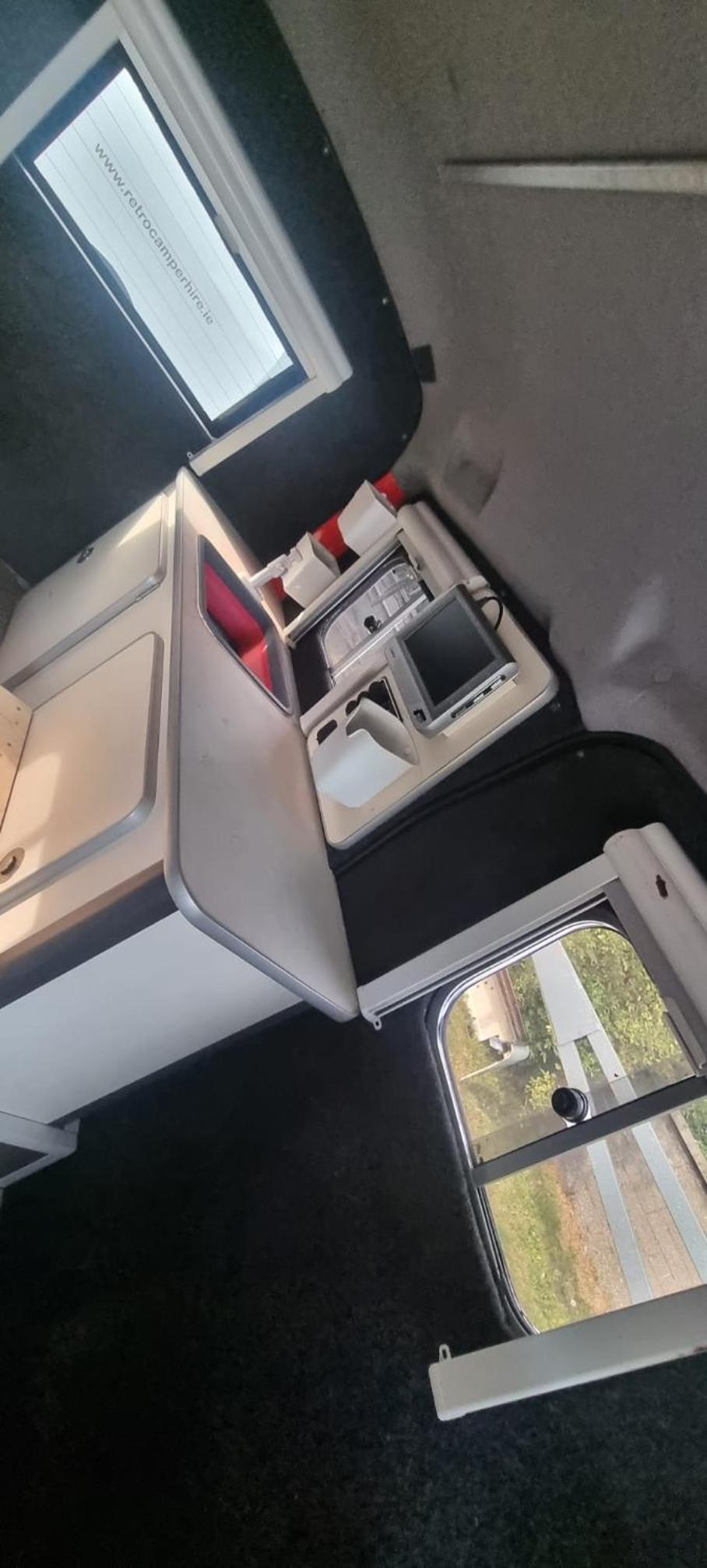 RETRO CAMPER HIRE LTD Campervan Hire Company