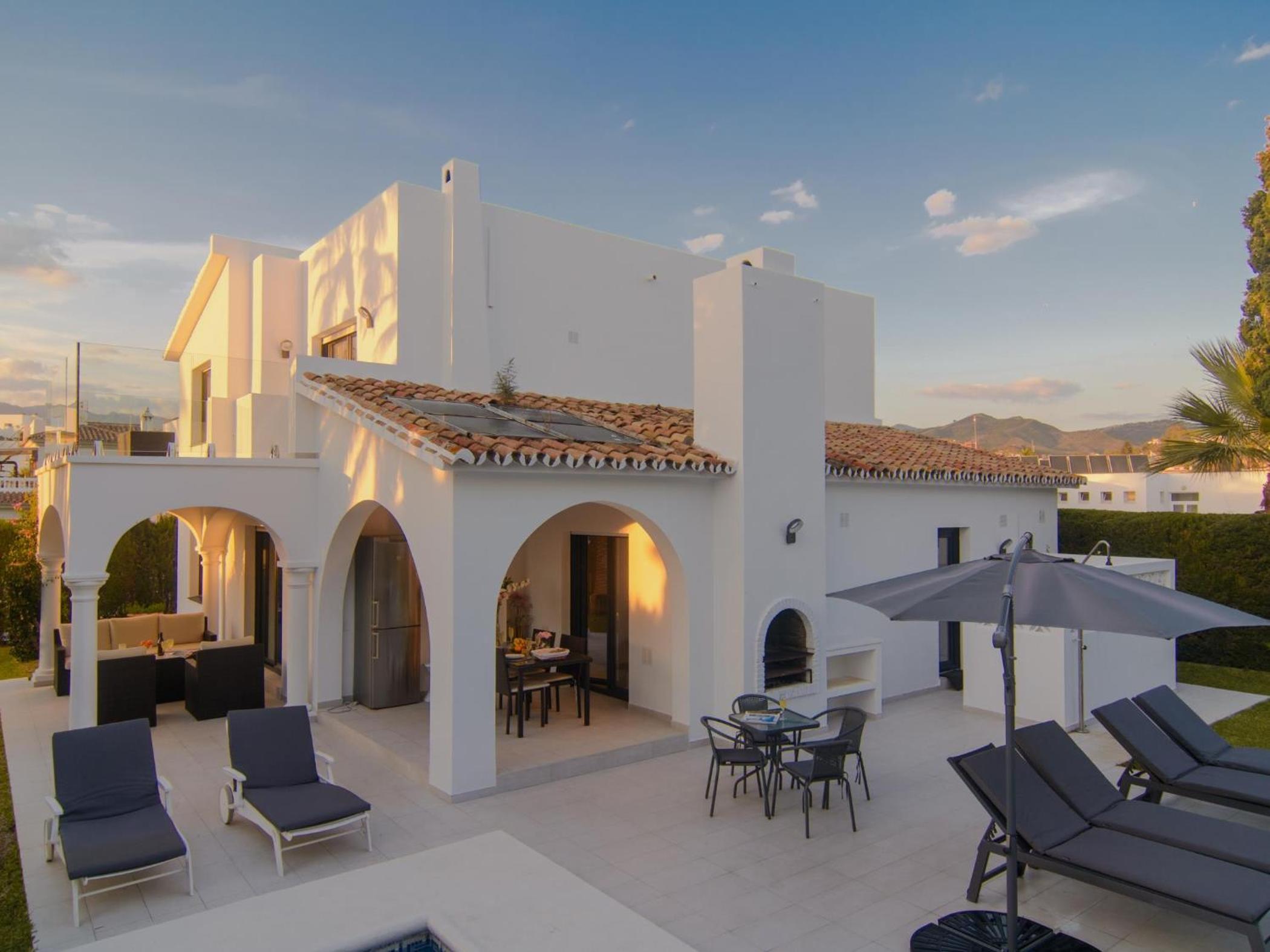 Las Chapas Playa refurbished beach villa