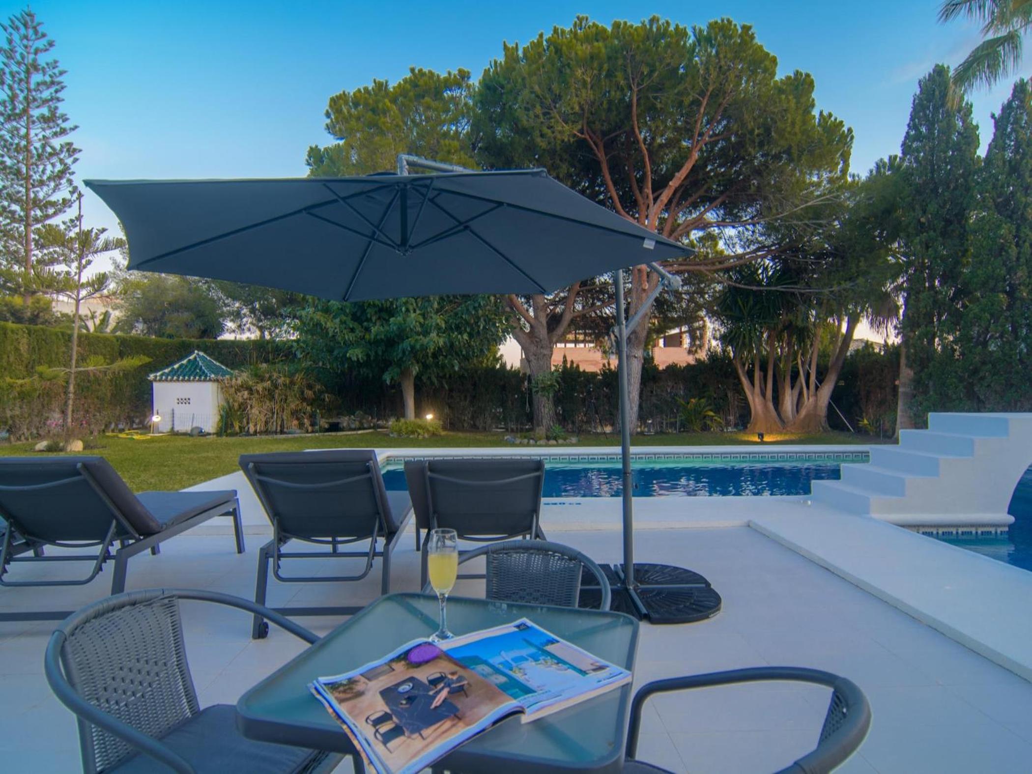 Las Chapas Playa refurbished beach villa