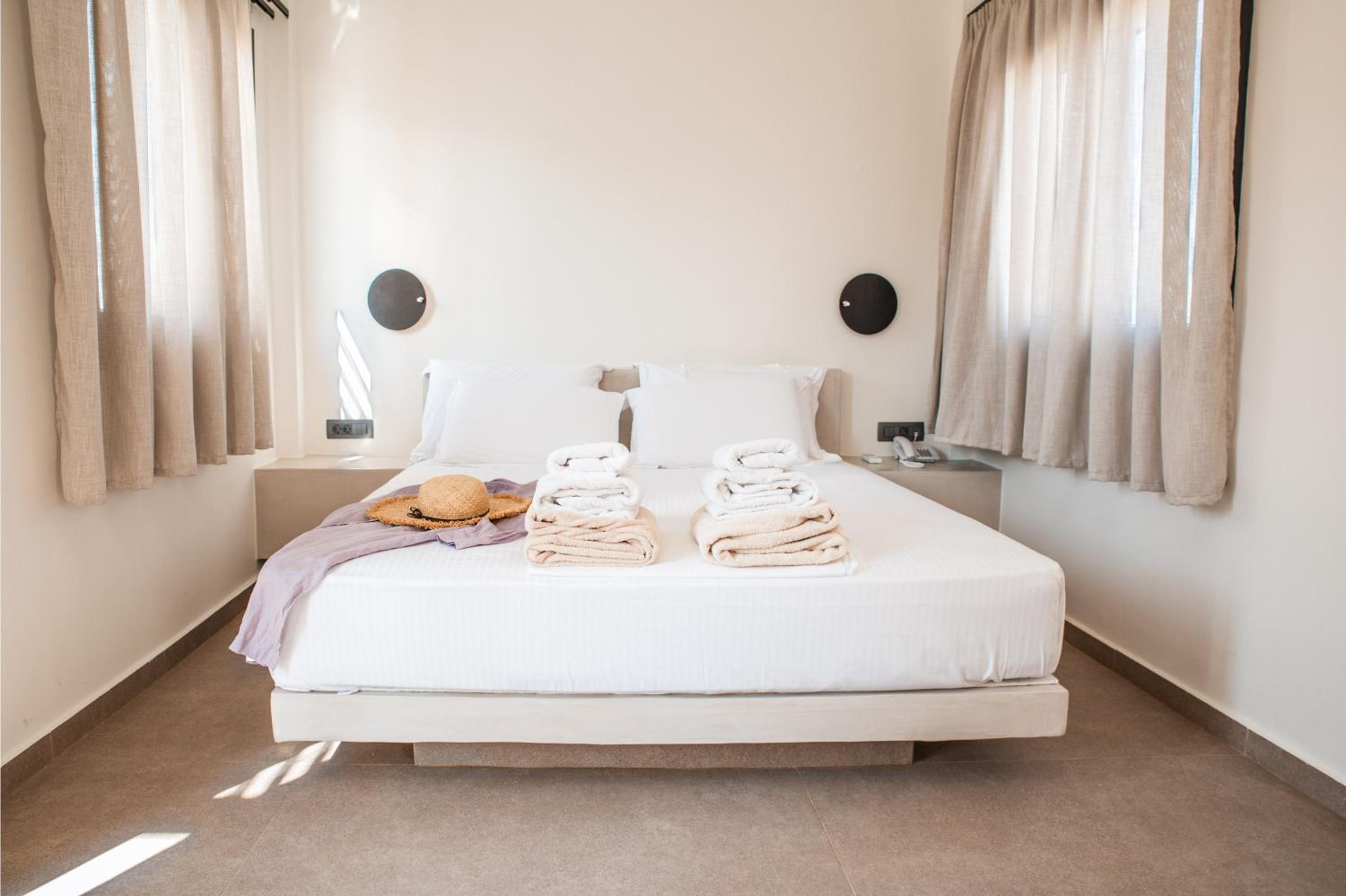 North Wind Luxury Suites photo 5