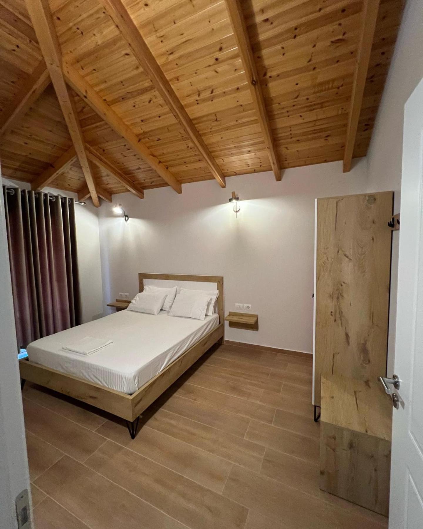 Amazing familiar apartments and rooms