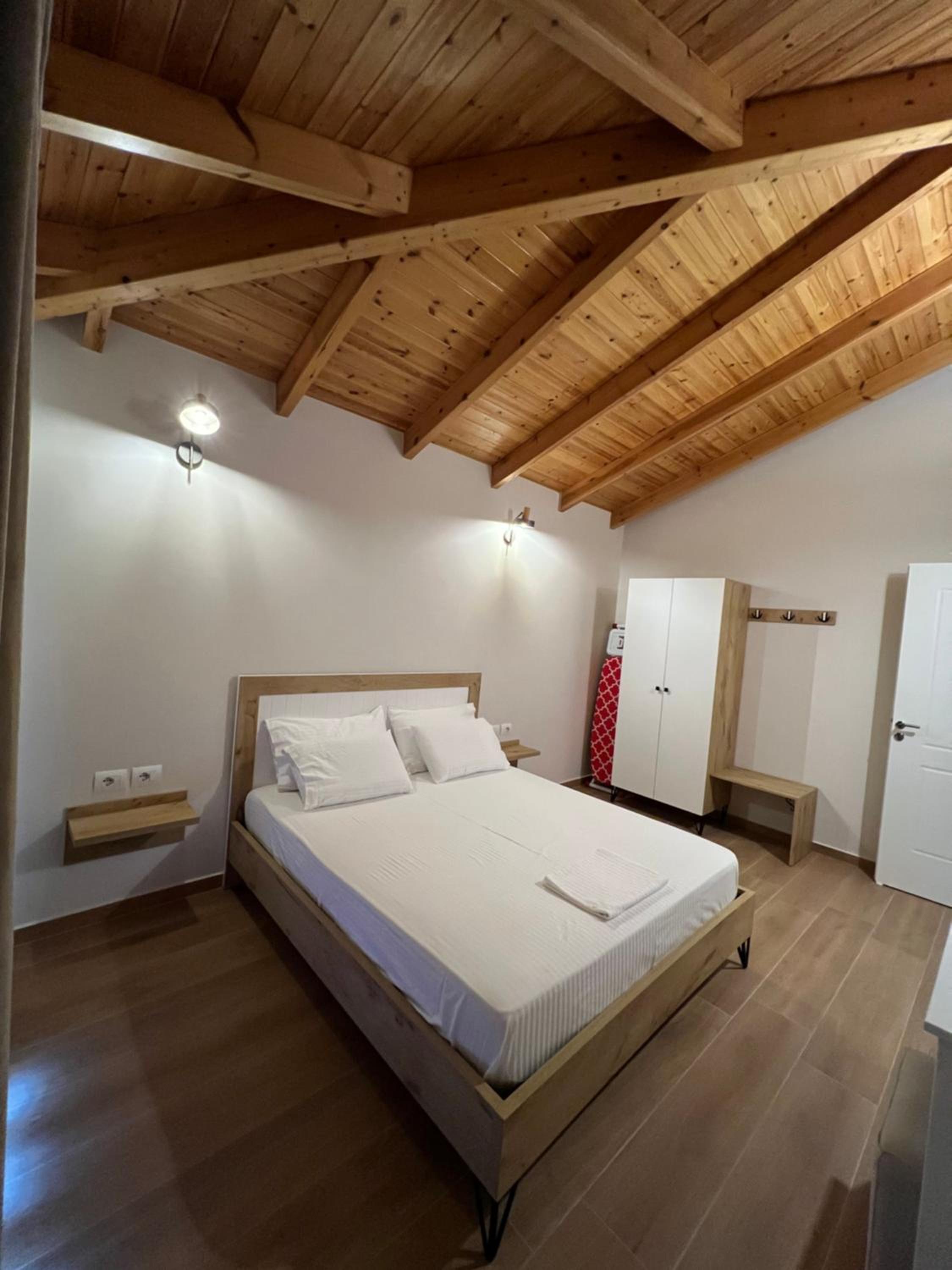 Amazing familiar apartments and rooms