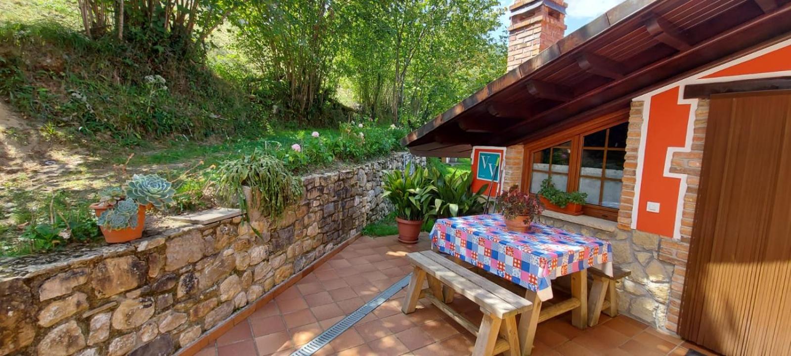 Casa La Pumarada view 2