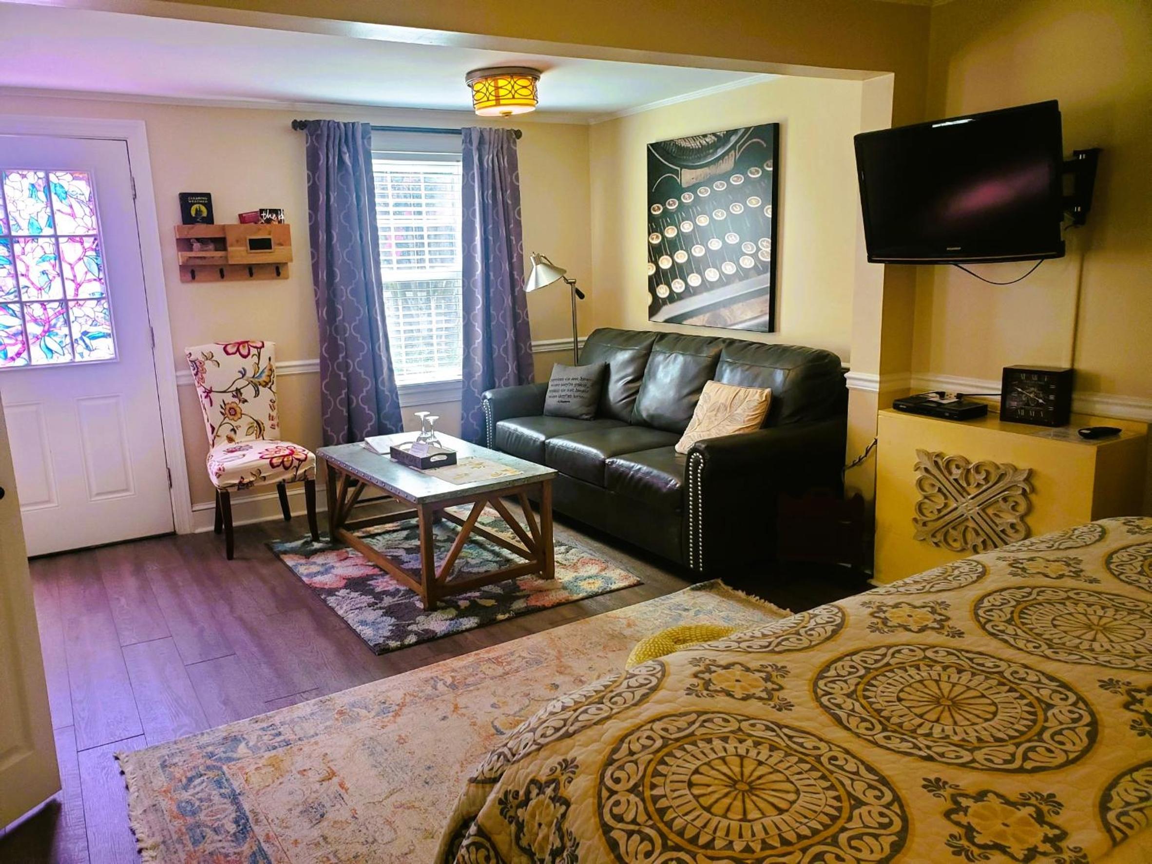 Vandiver Inn