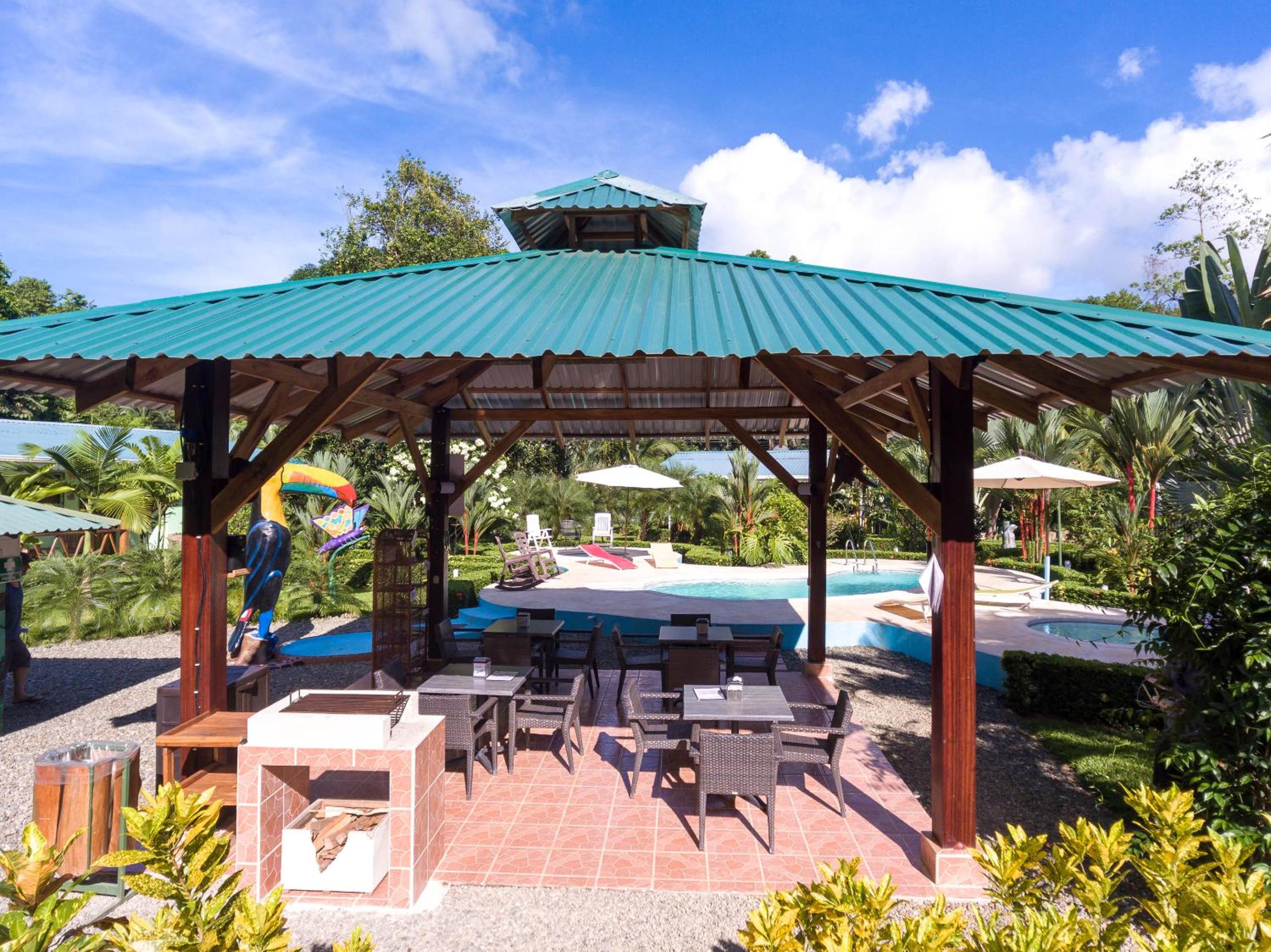 New Caribe Point