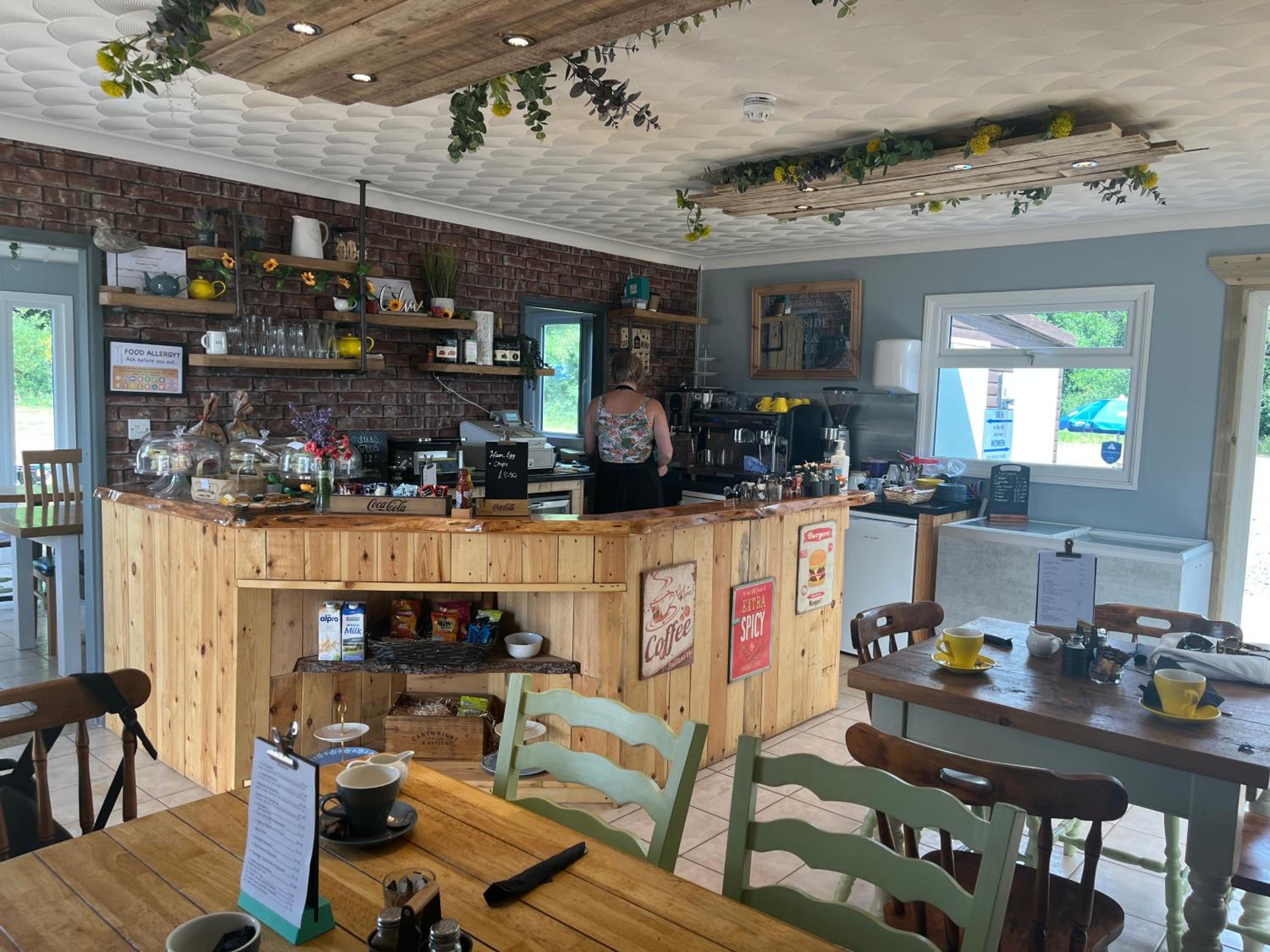 Photo 25