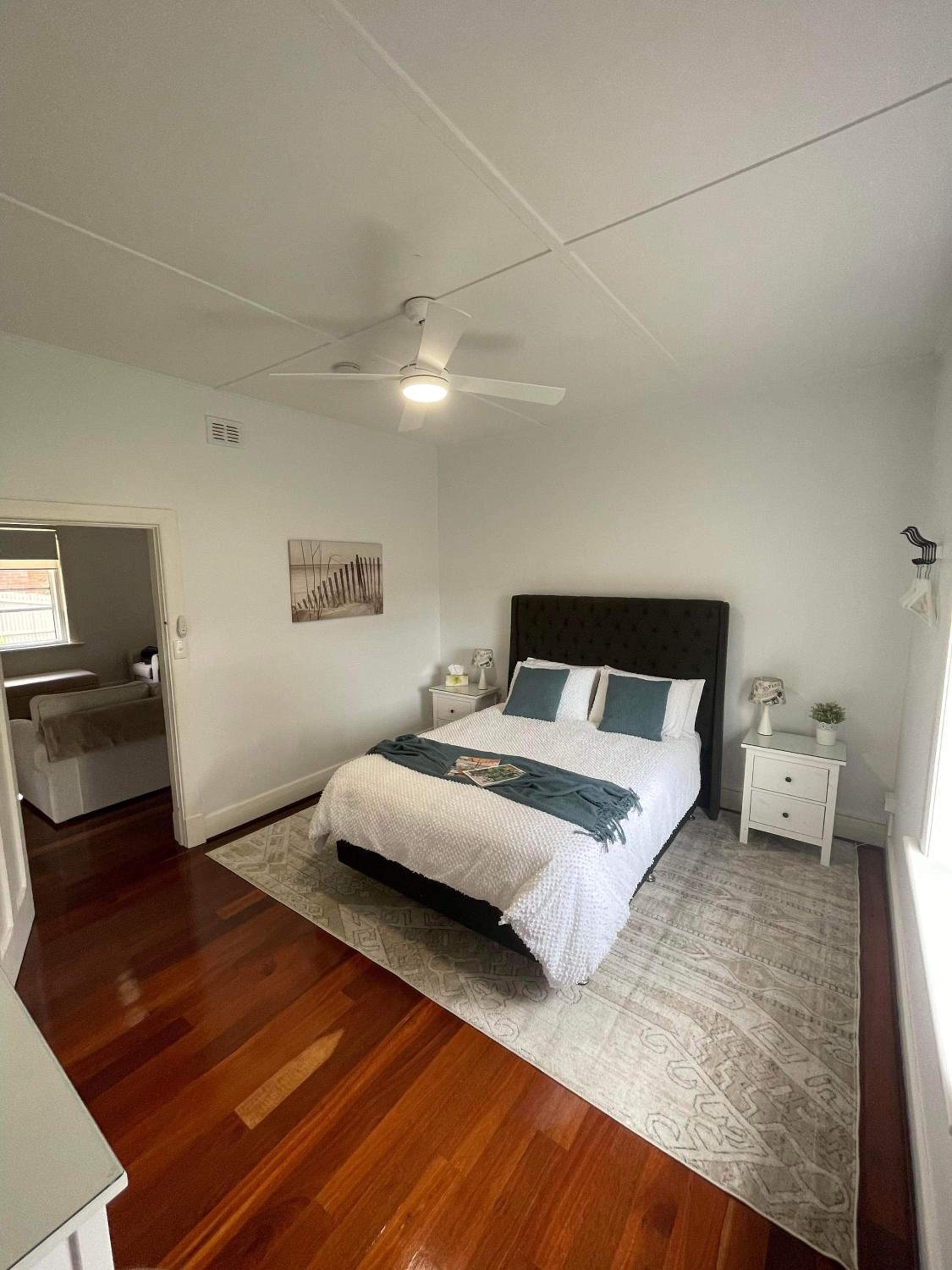 Agnes Cottage Bed & Breakfast