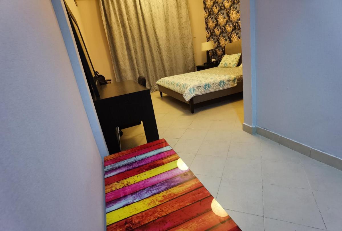 Beautiful 2 Bedrooms + Hall Rental Unit in Marina Escan807