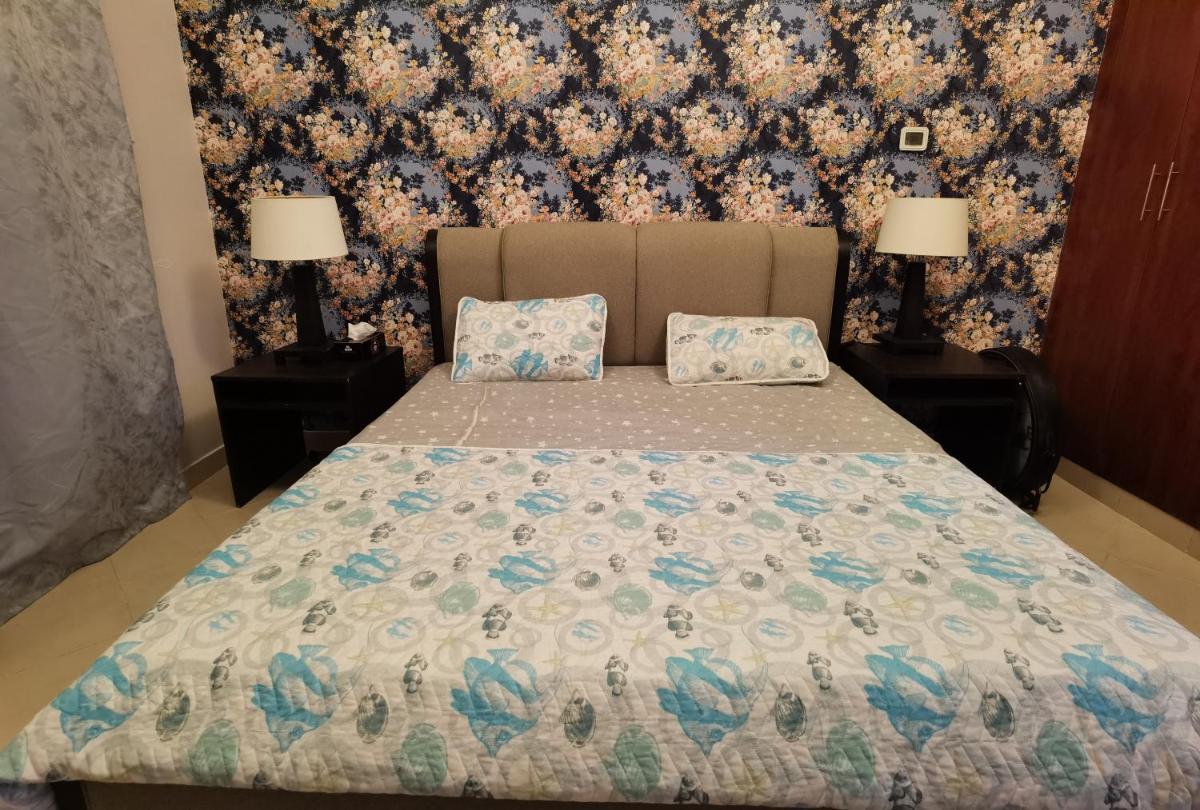 Beautiful 2 Bedrooms + Hall Rental Unit in Marina Escan807