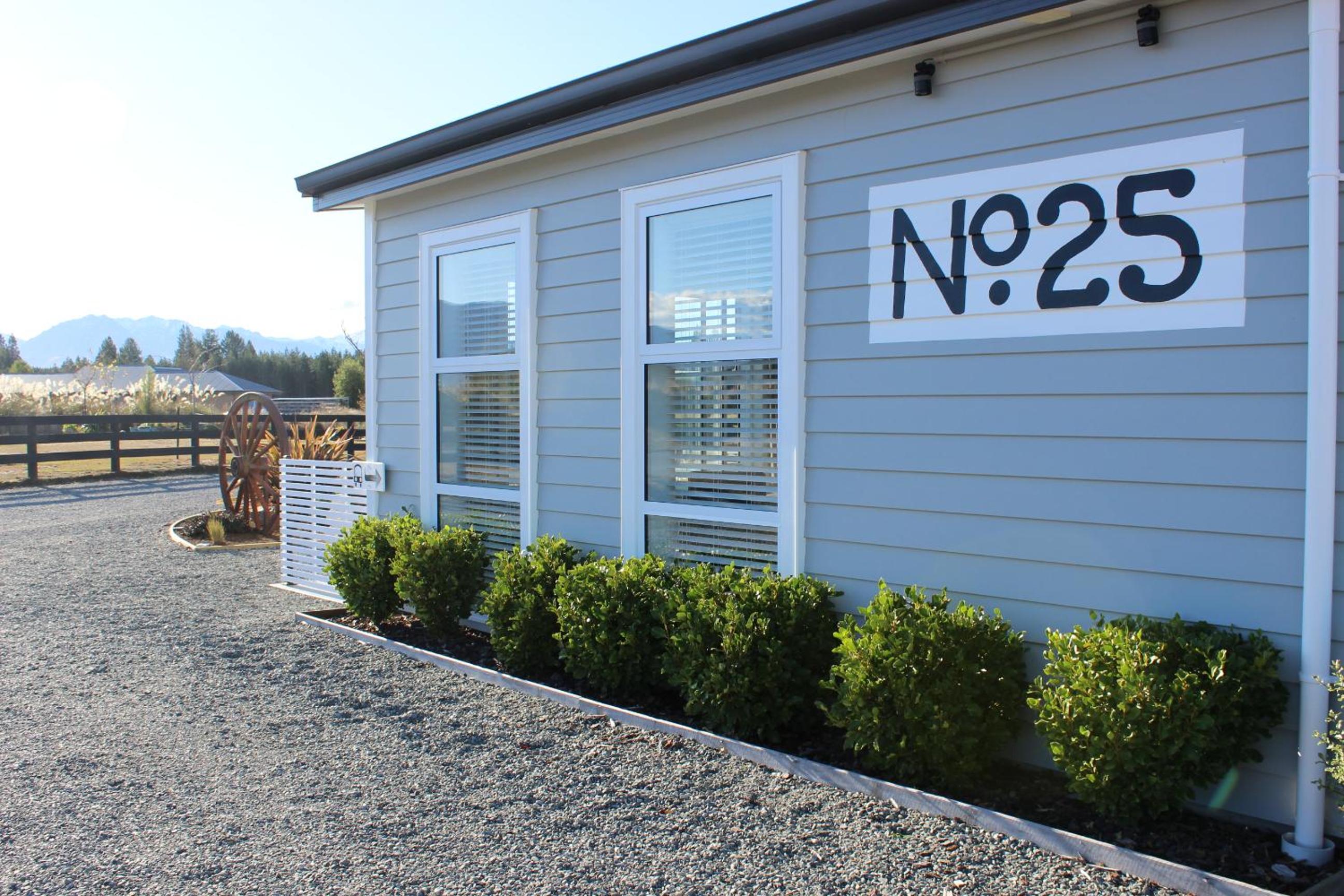 Hotel “No.25”Stand alone guest studio unit - Image 1