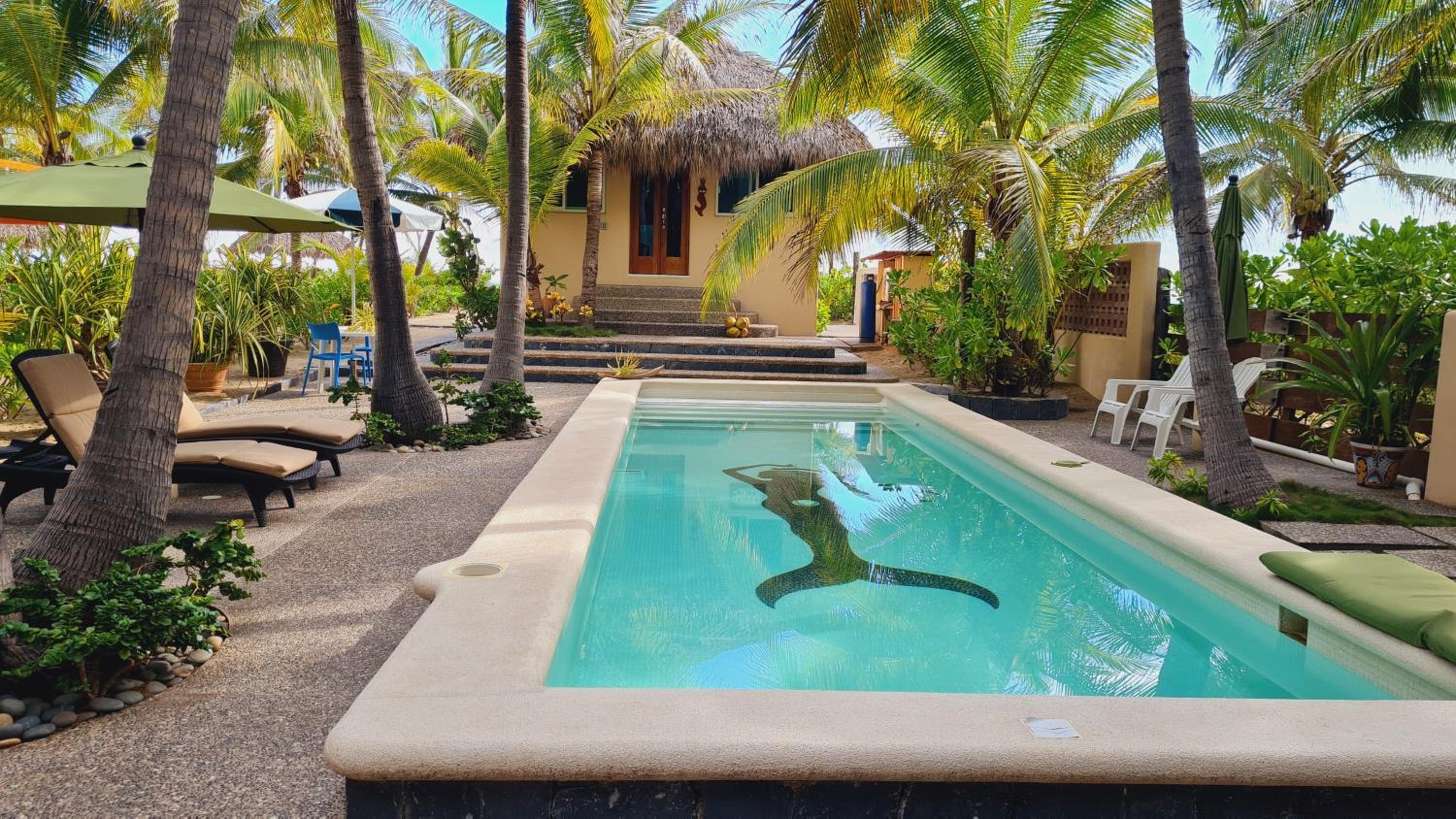 Oceanfront Villa Zihuatanejo view 4