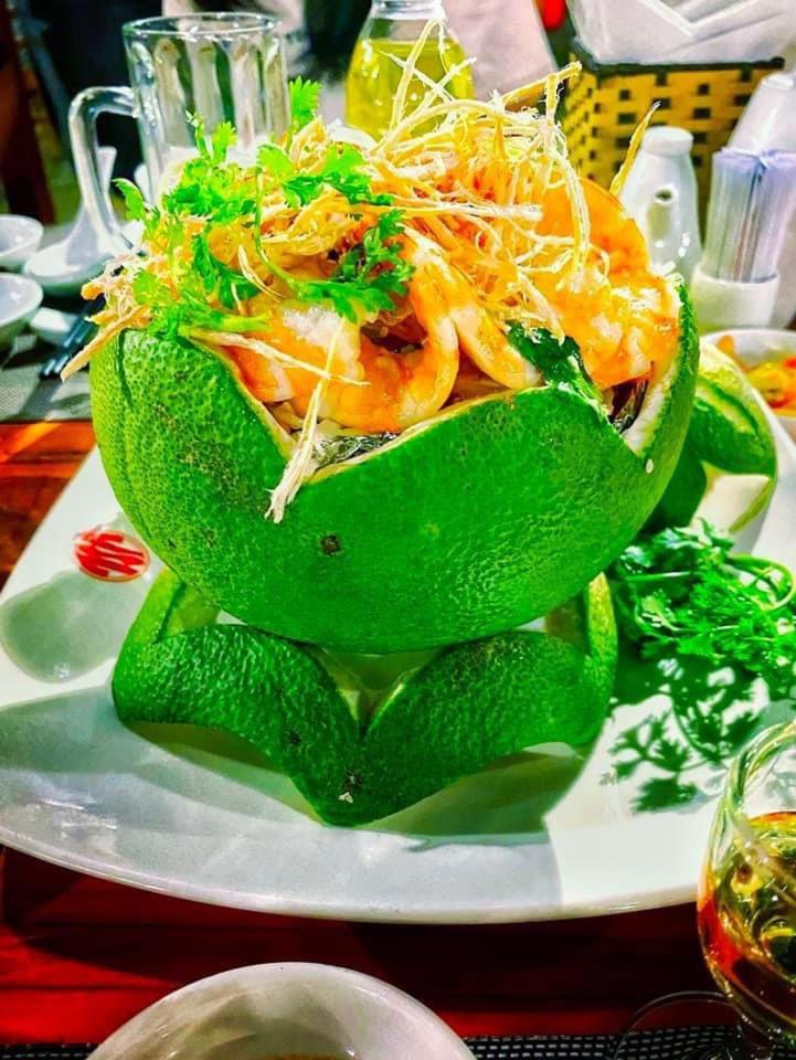 Tan Son Nhat Con Dao Resort