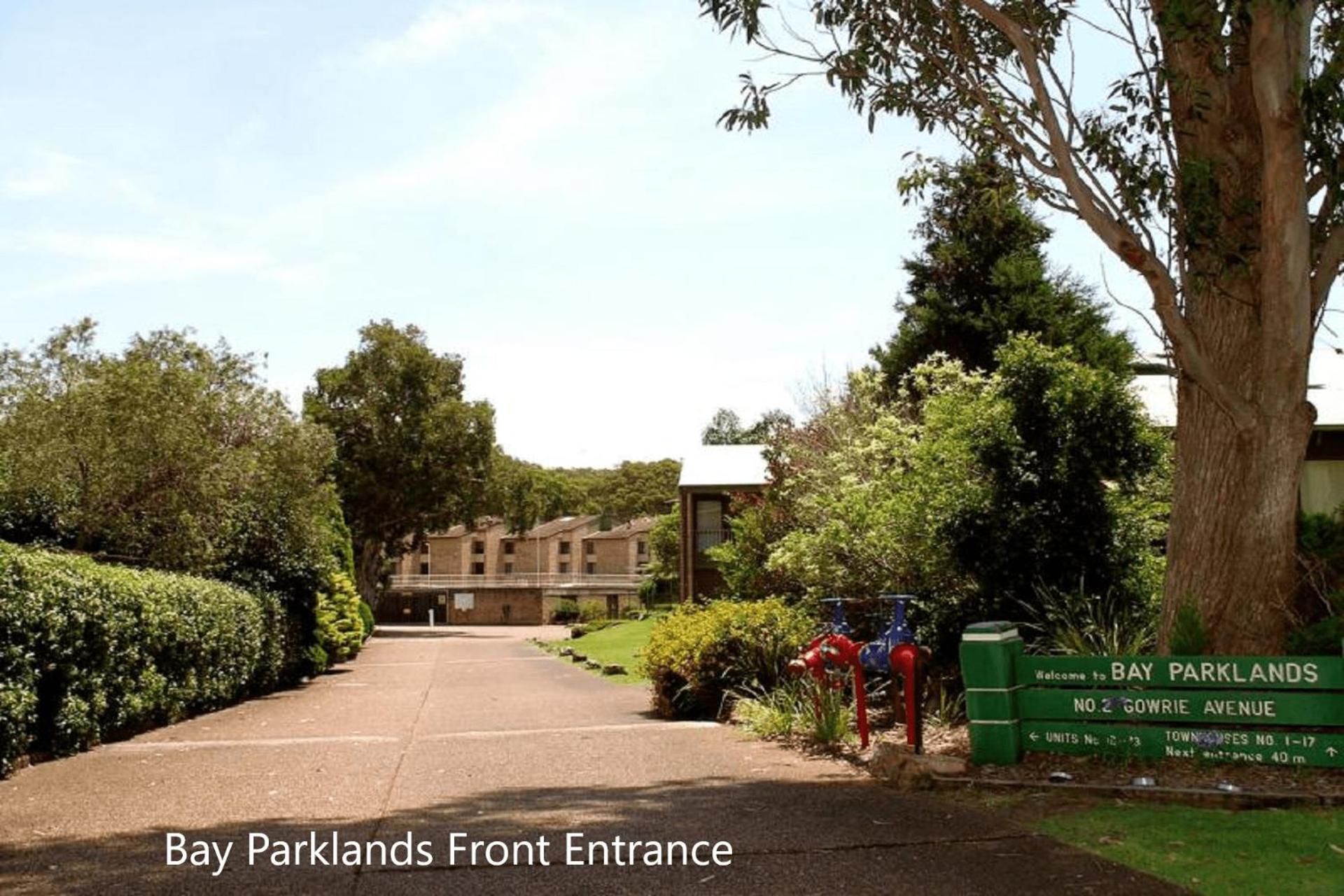 Hotel 62 Bay Parklands, 2 Gowrie Avenue - Wifi, Pool, Tennis, Water Views & Aircon