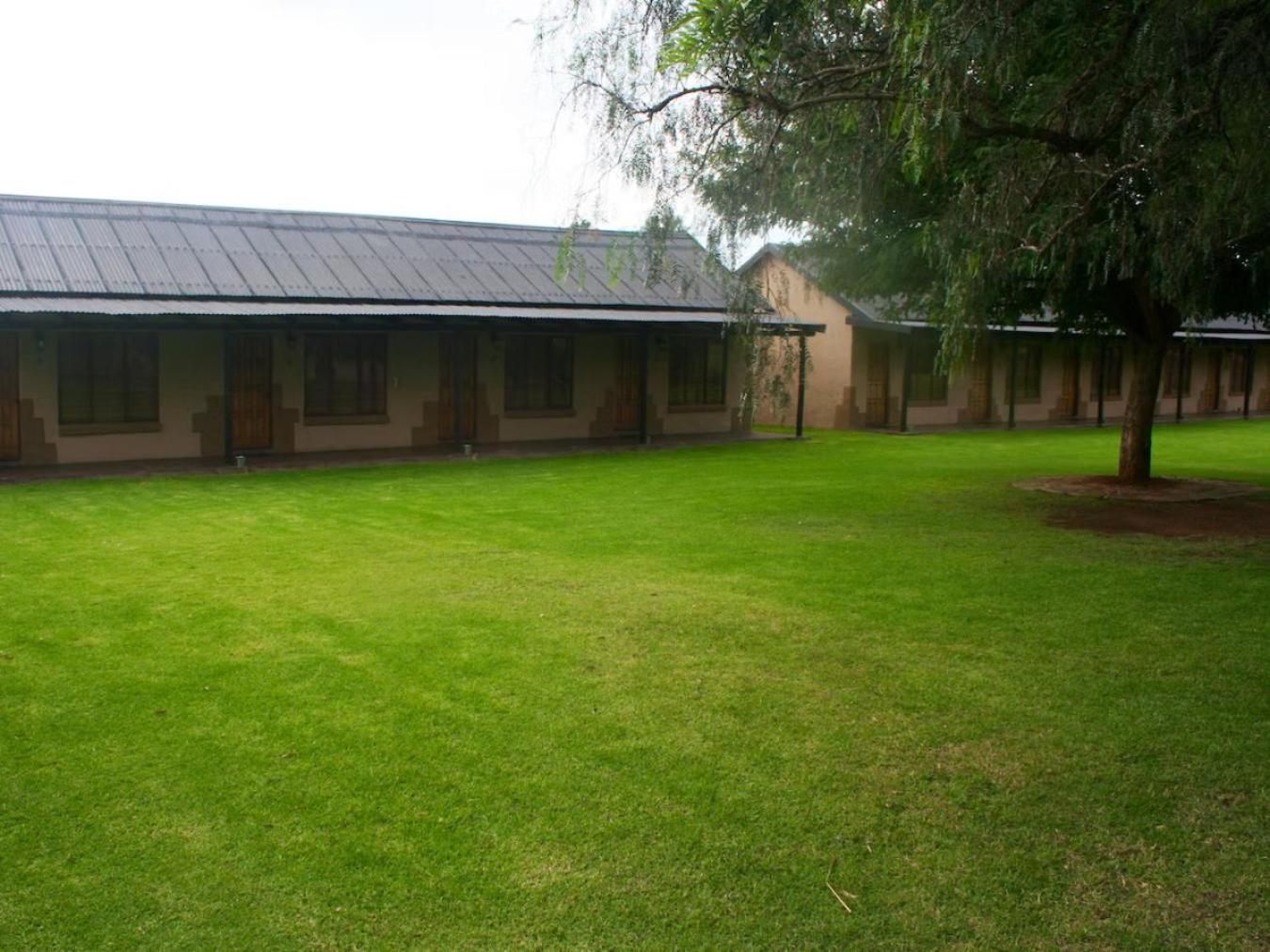 Eastwoods Lodge view 3
