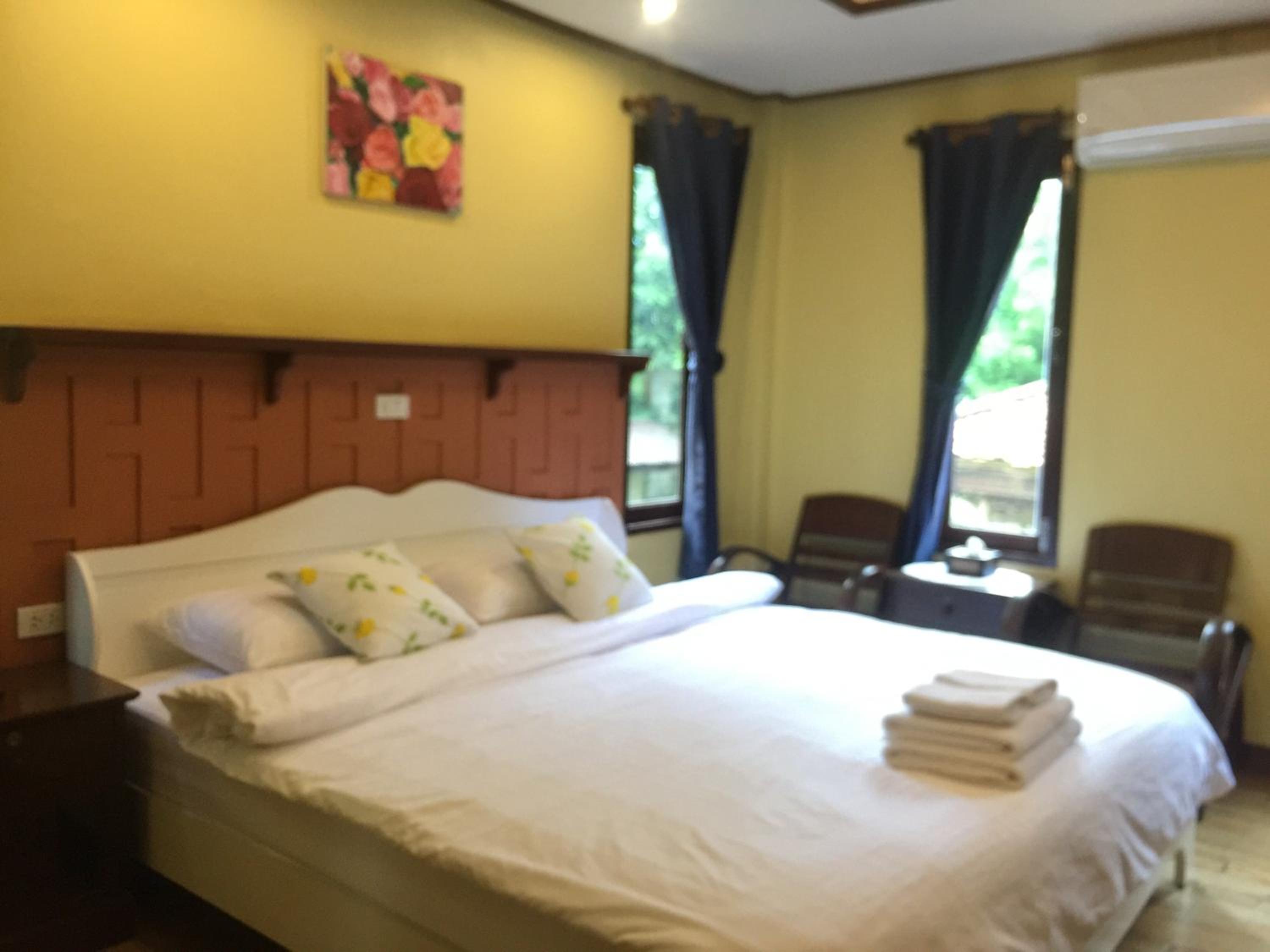 Luang Chumni Village