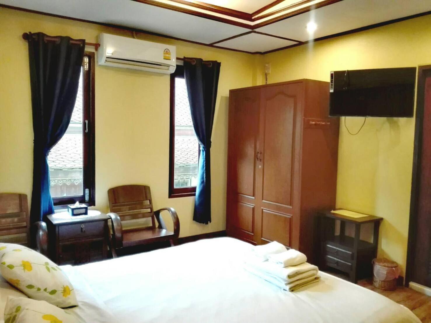 Luang Chumni Village