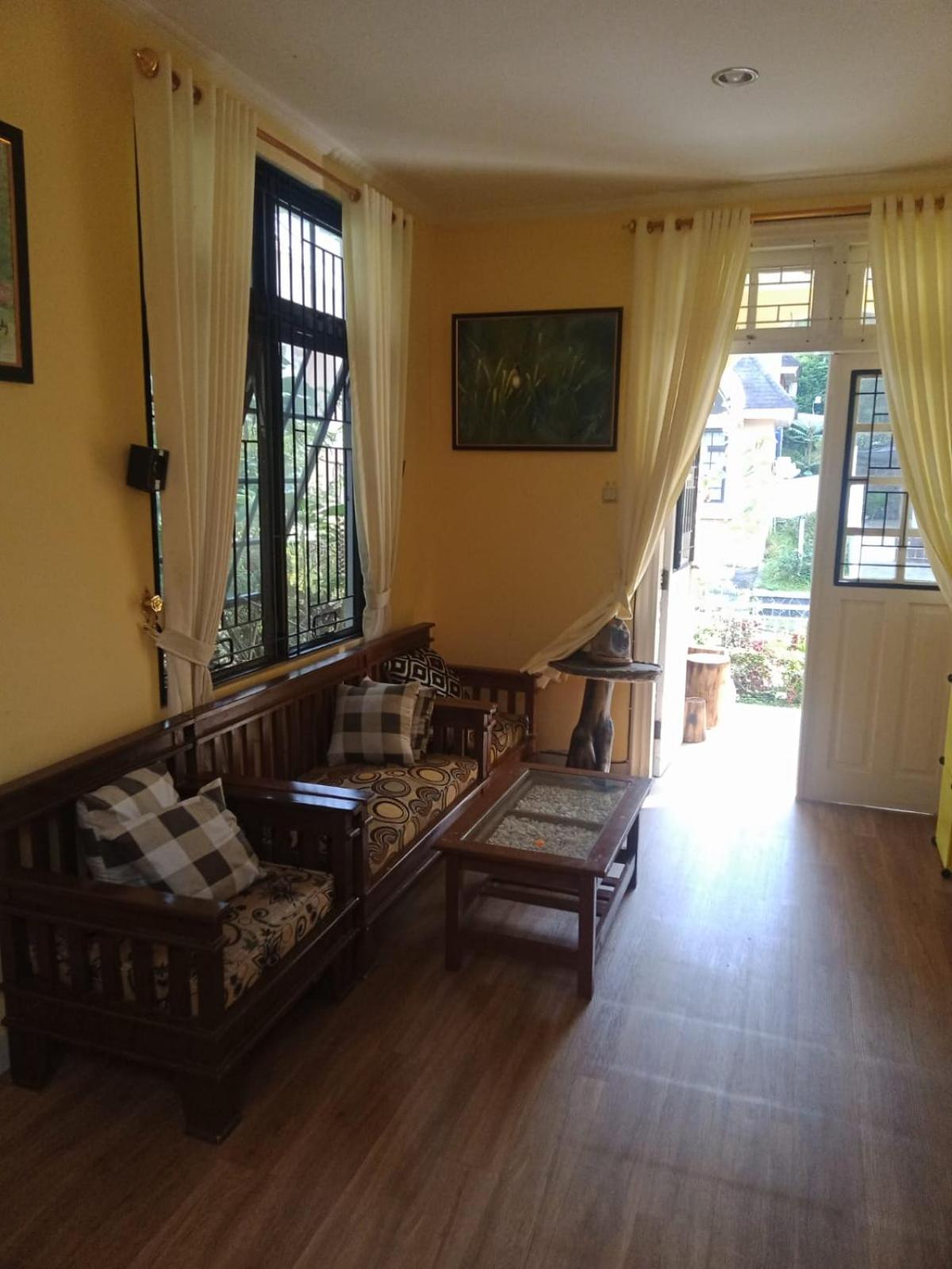 Villa kota bunga cipanas 3 kamar baru view 2