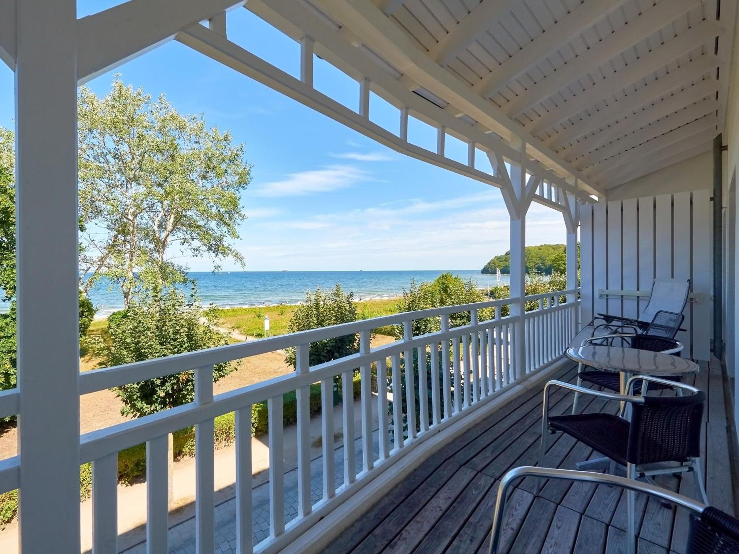 Seeschloss Binz - WG25 mit Panorama-Meerblick