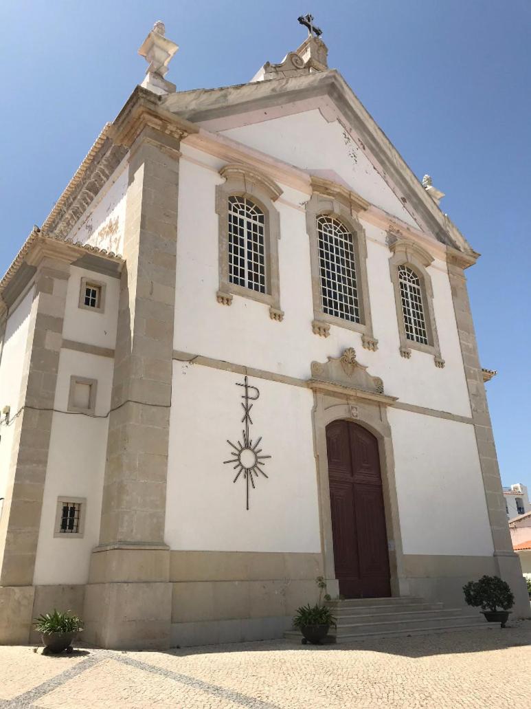 Rare 2 Suite Apt in the Historic Center - 110m to Beach view 3
