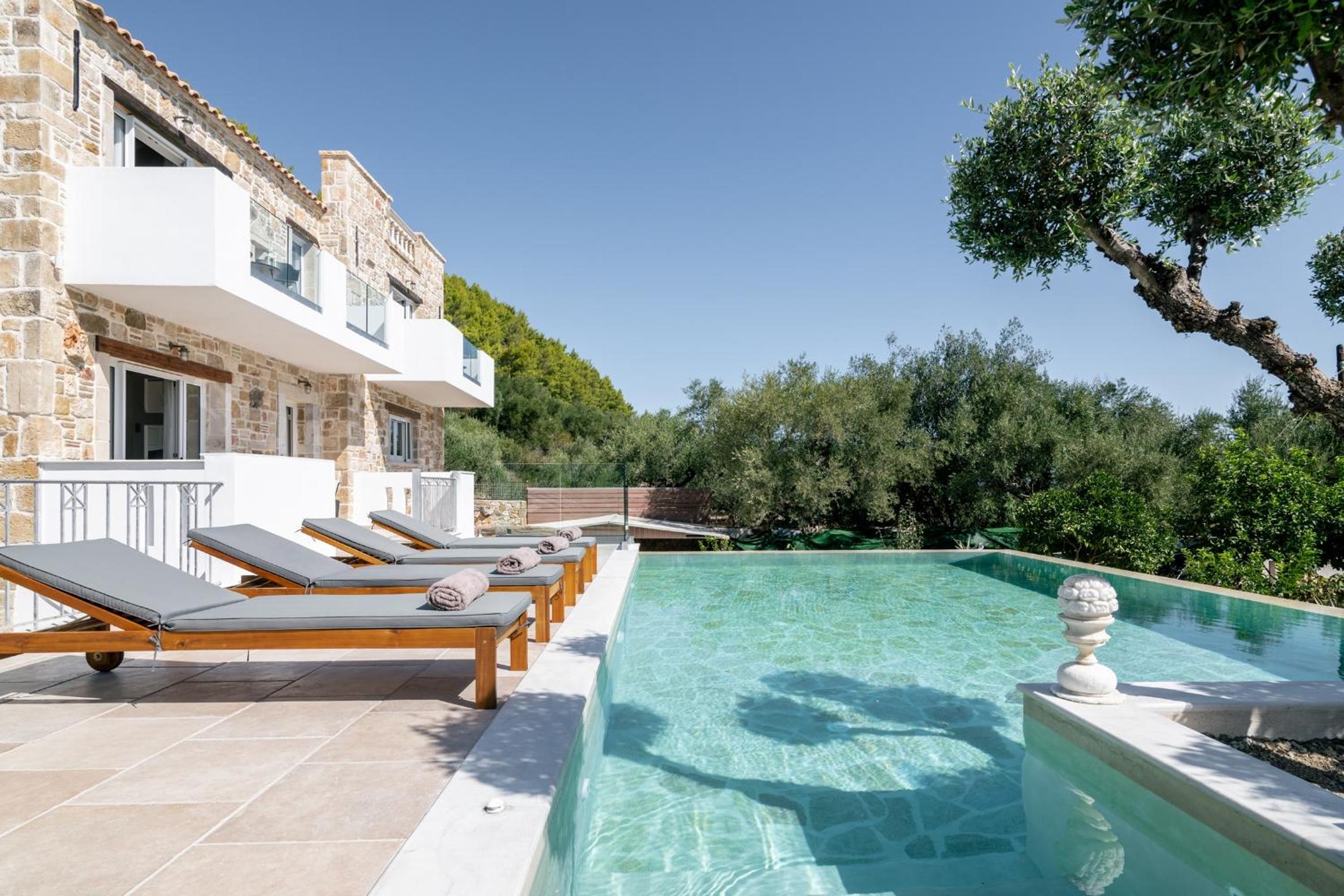 Villa di Pietra view 4