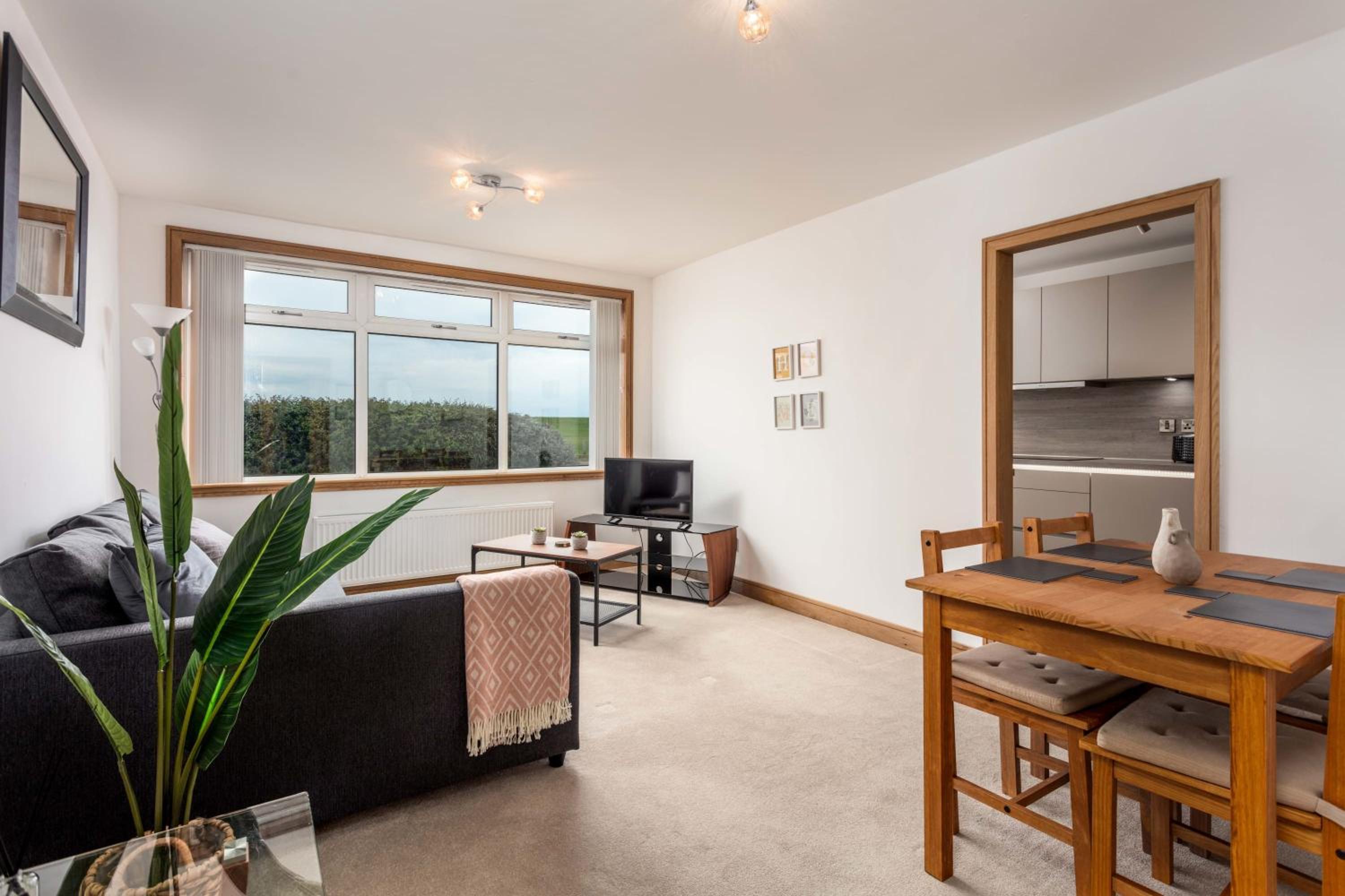 West Sands - Donnini Apartments view 2
