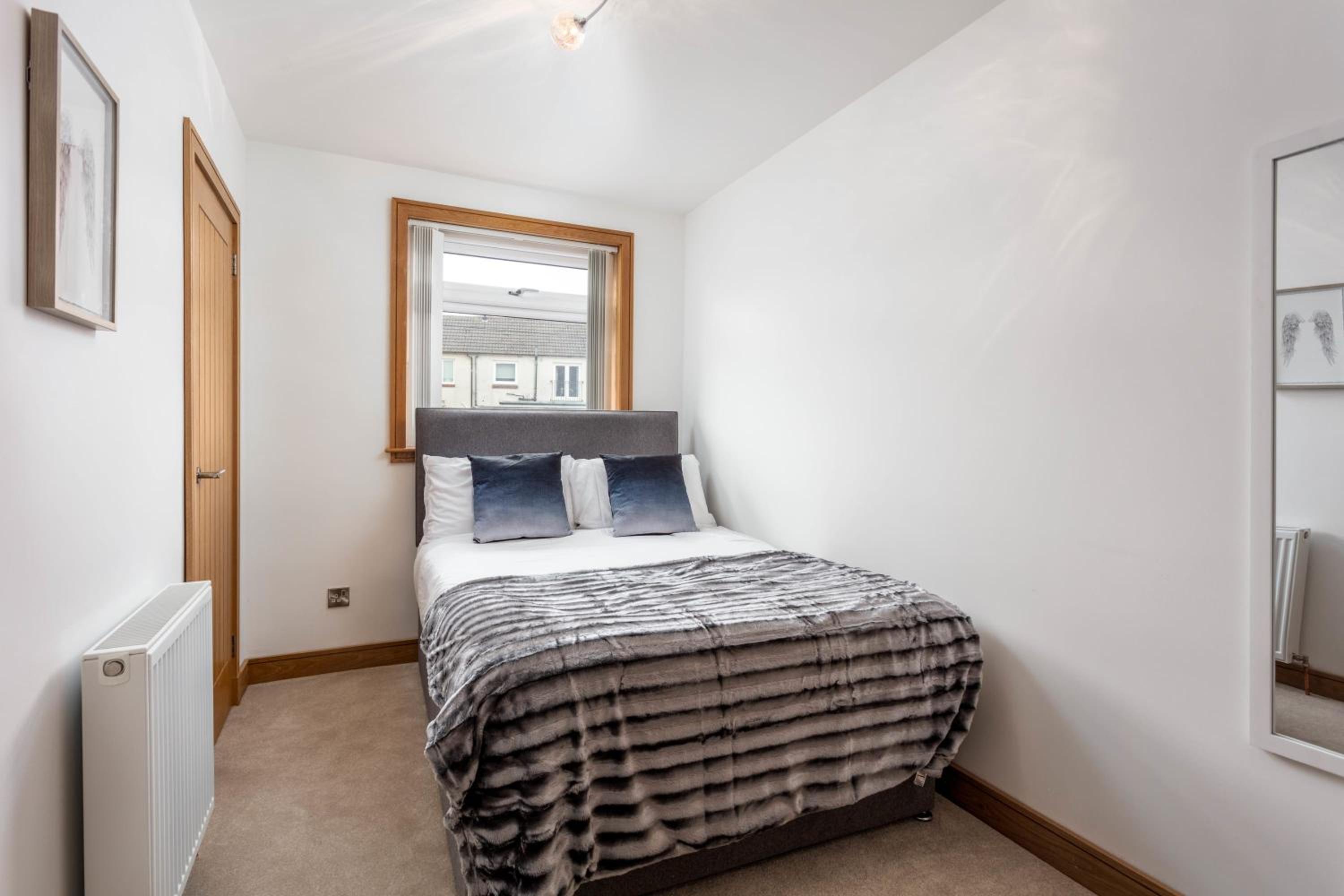 West Sands - Donnini Apartments view 5