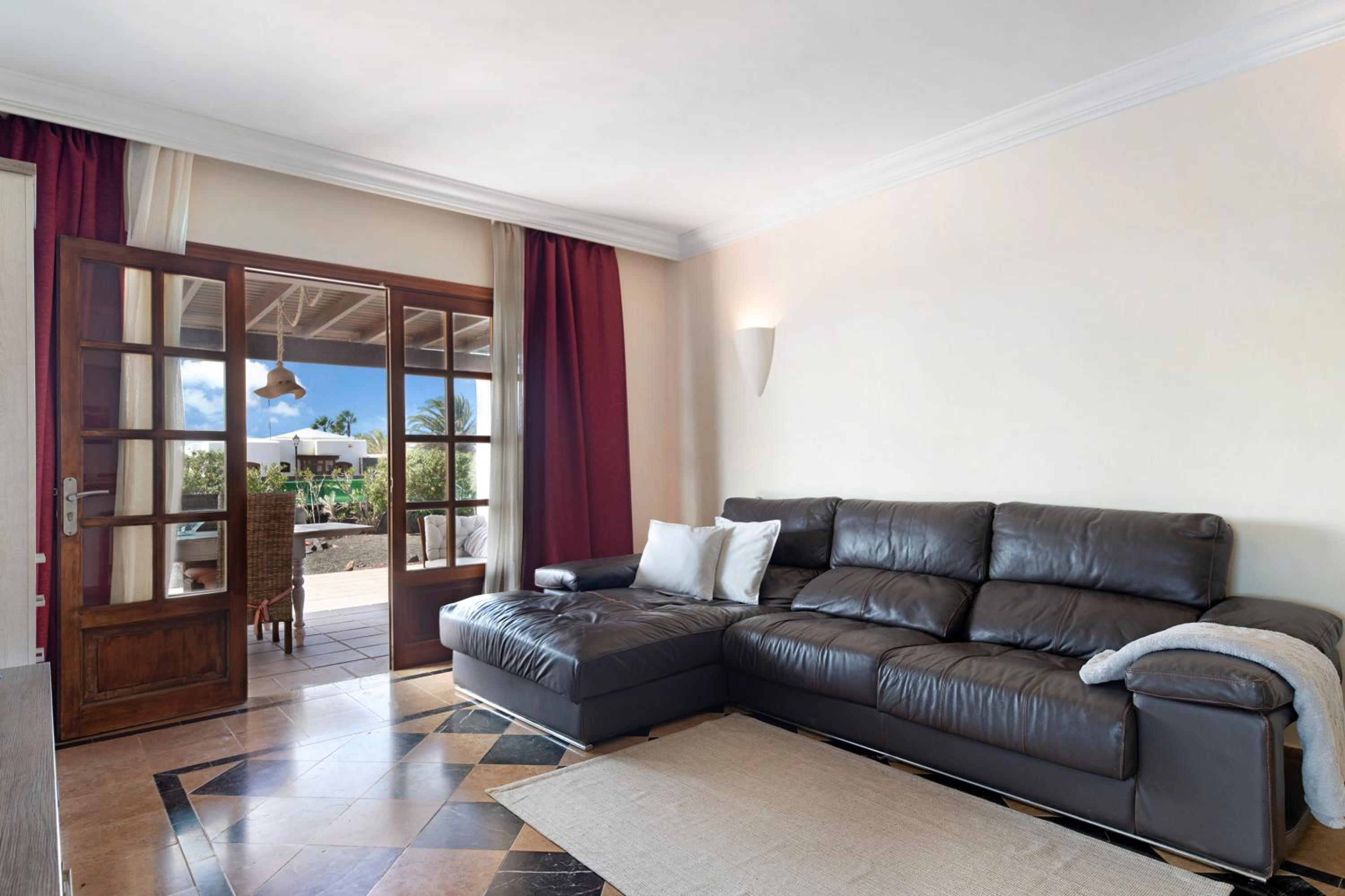 Villa Montaña Roja