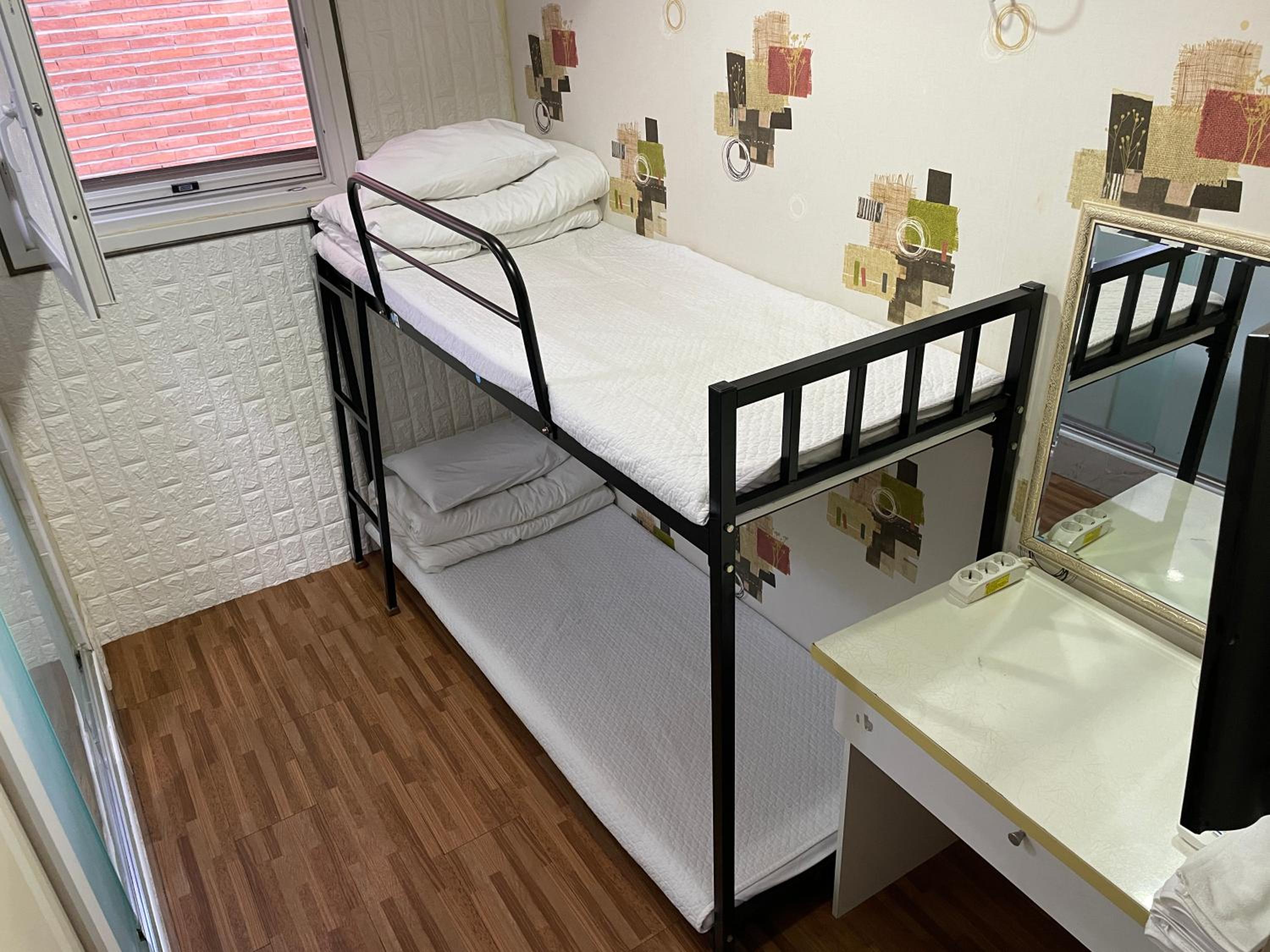 Chloe Hostel