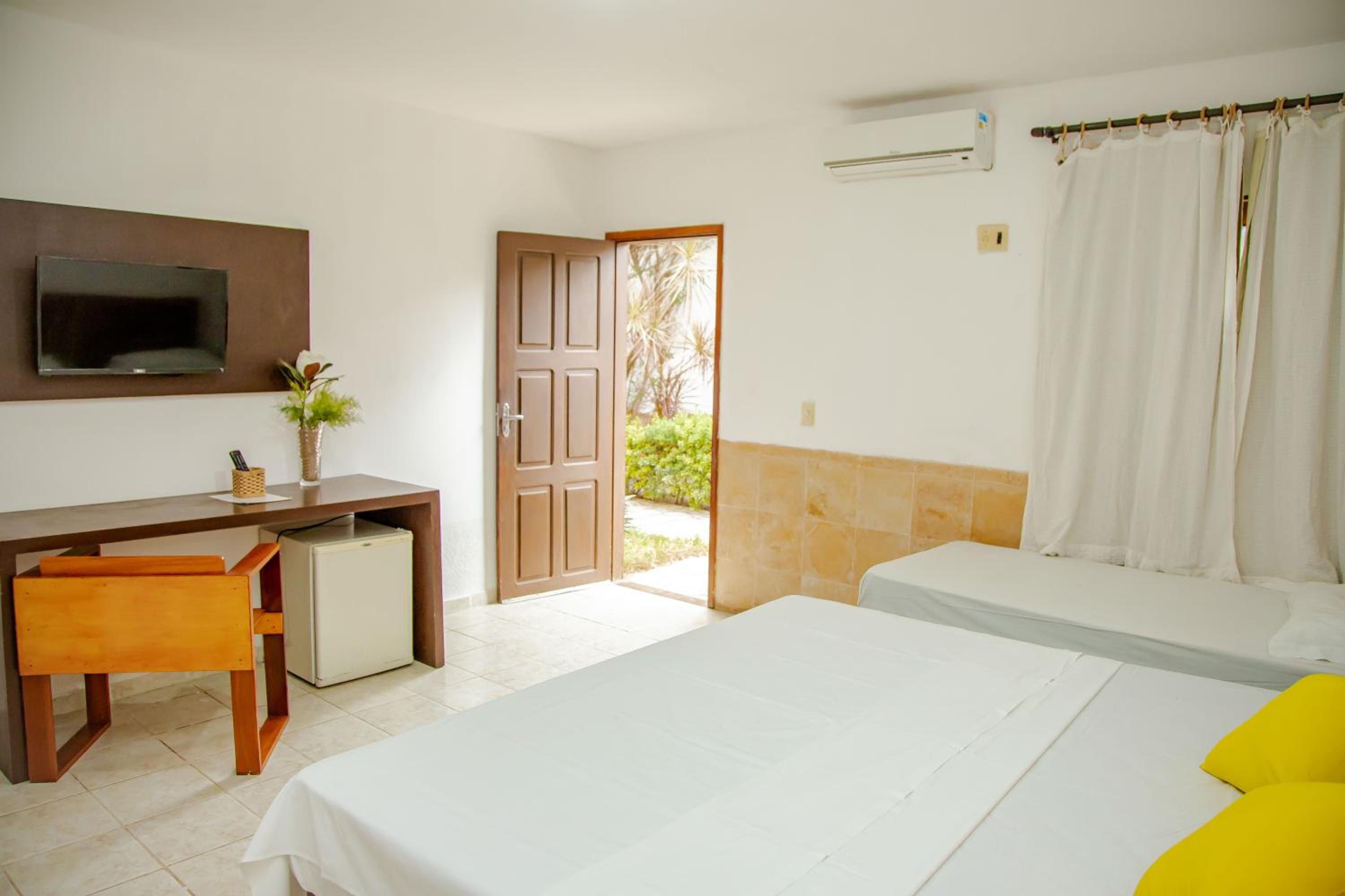 Jeri Village Hotel