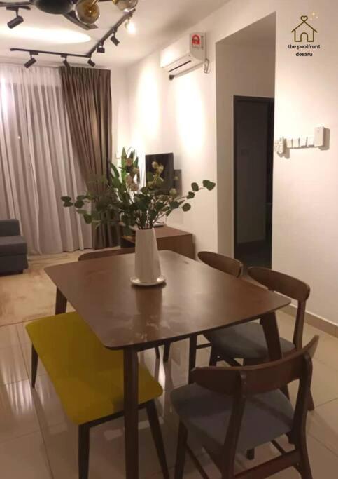 The Poolfront Homestay Desaru