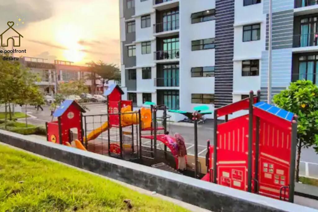 The Poolfront Homestay Desaru