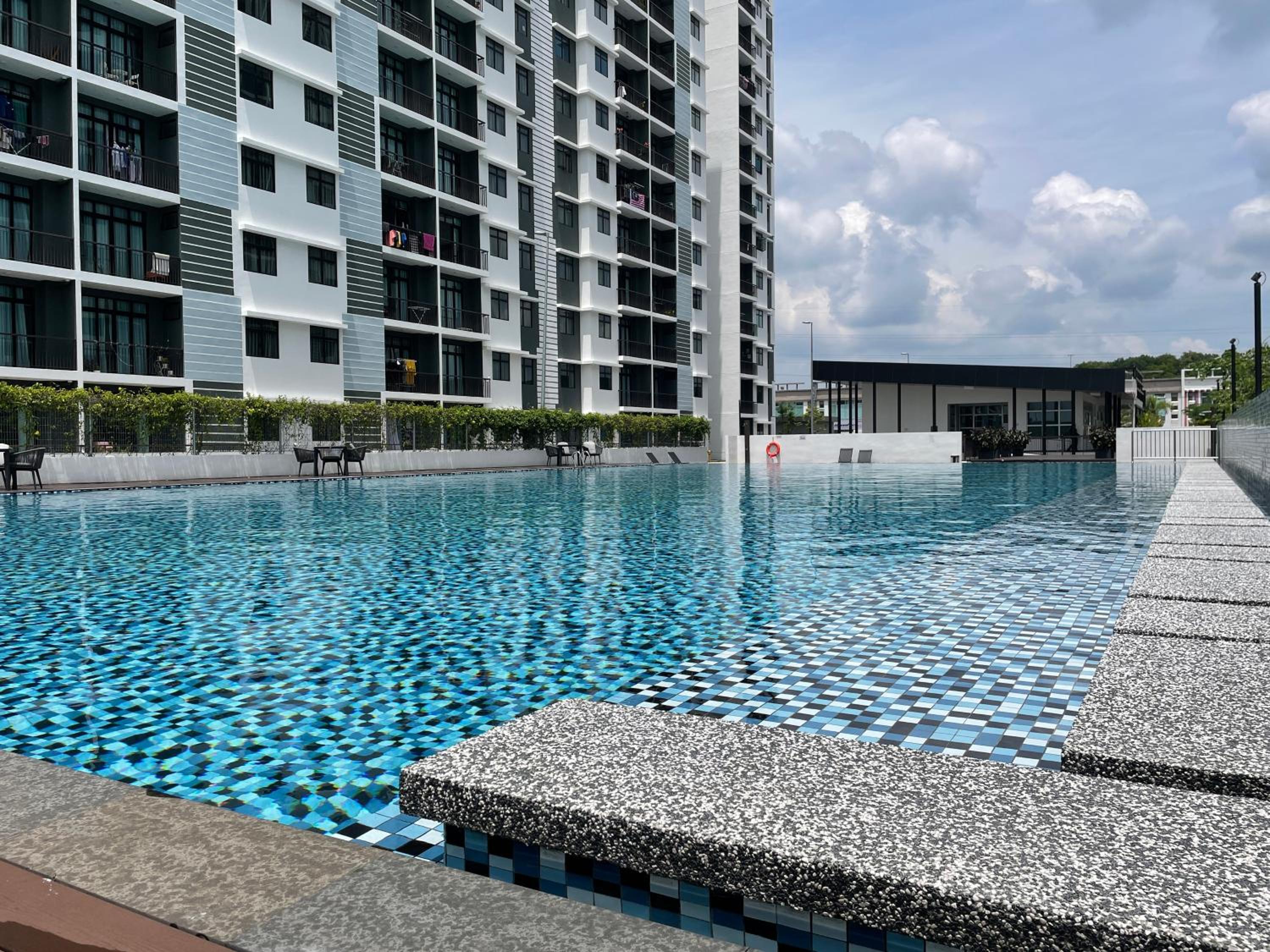 The Poolfront Homestay Desaru