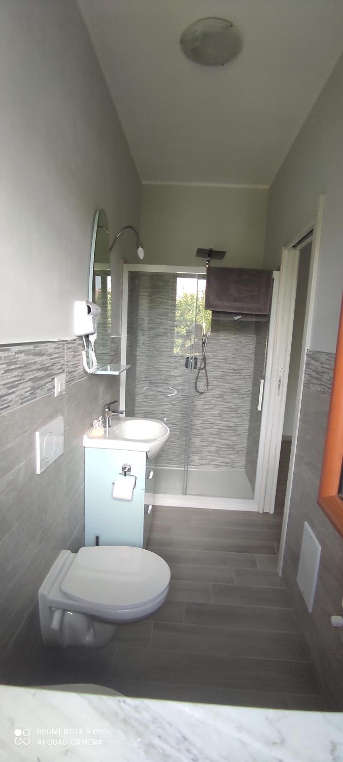Al Corso en Montella — bathroom