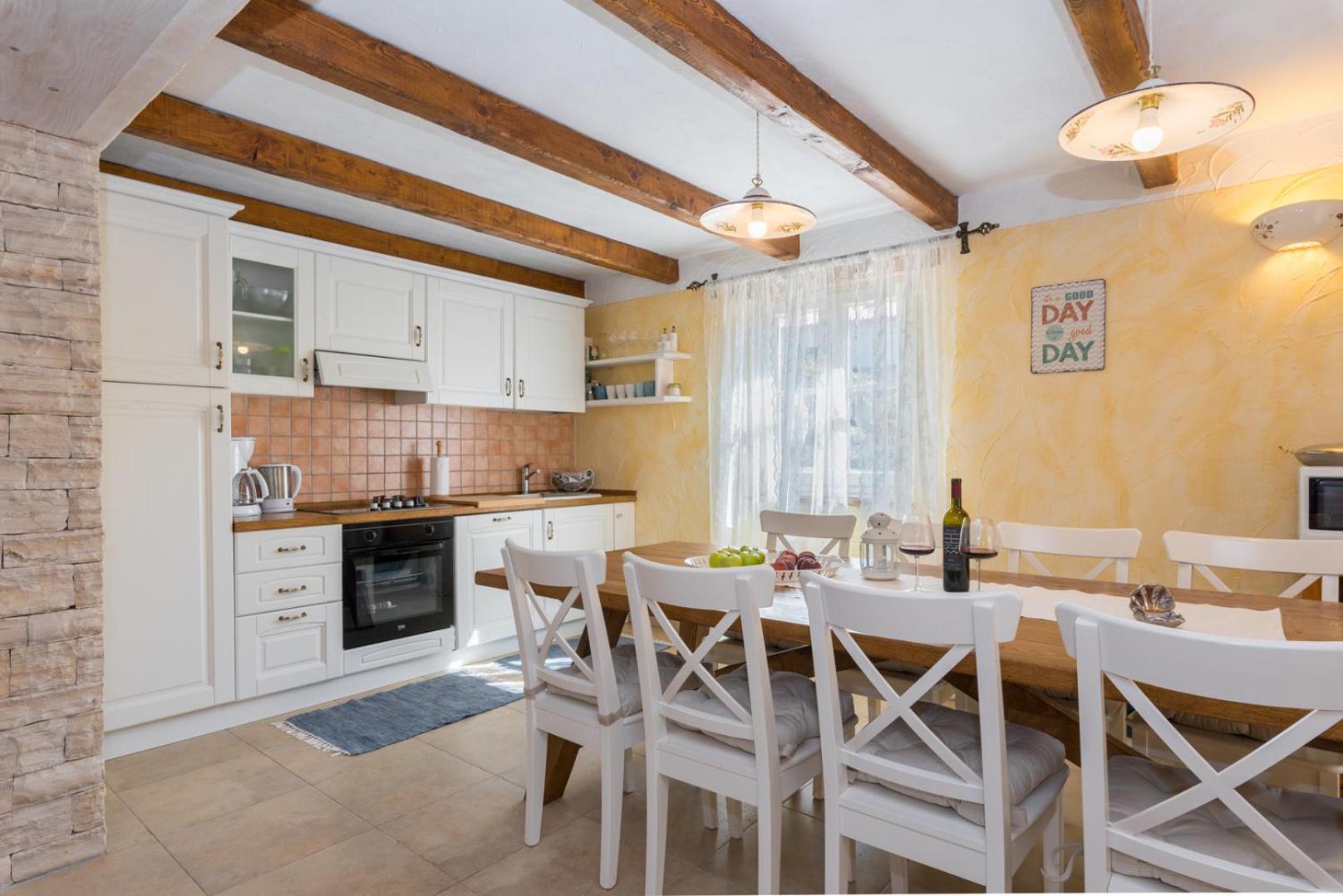 Beautiful villa Natura with pool in Labin view 4