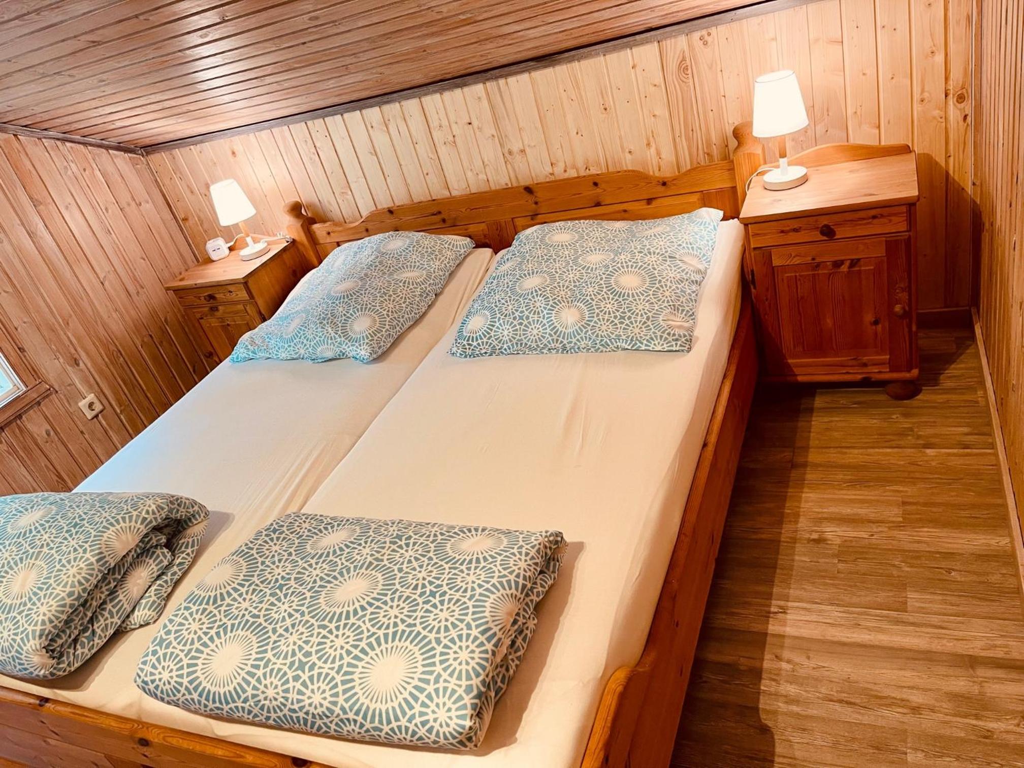 PREMIUM-Ferienhaus für 5 Gäste - Sauna, Wald u. Berge Extertal-Ferienpark #49