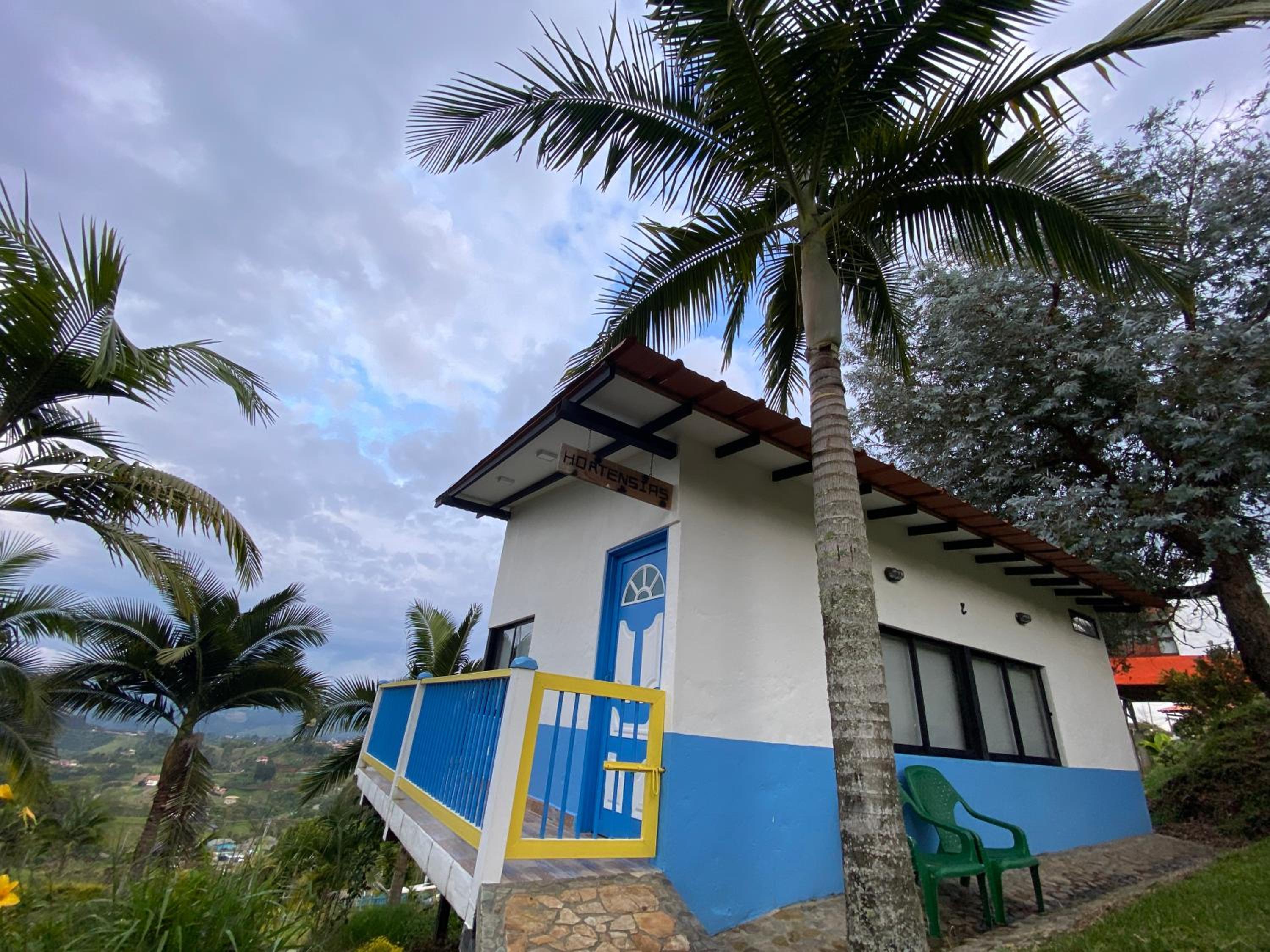 Cabañas y Flores