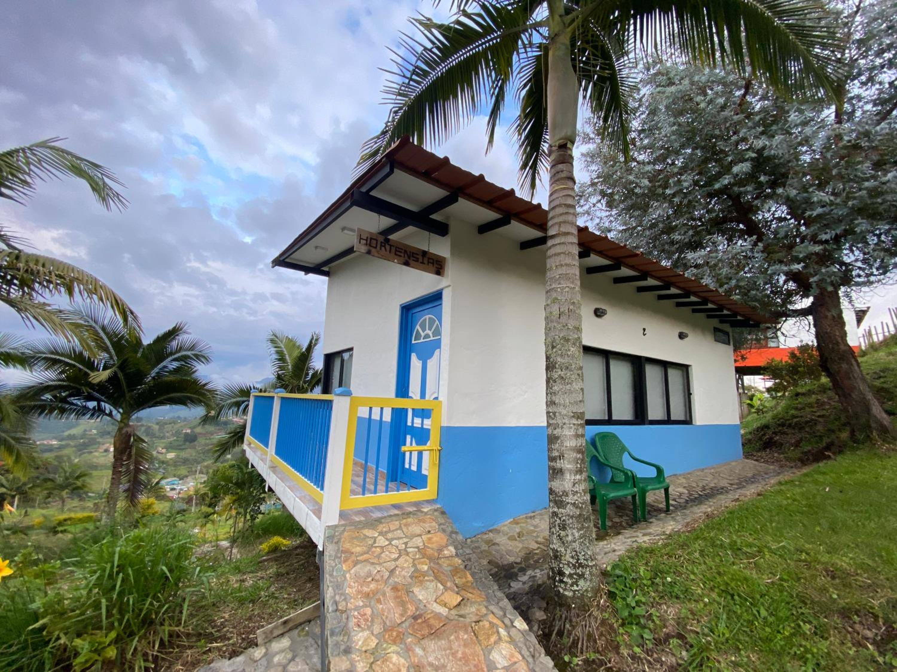 Cabañas y Flores