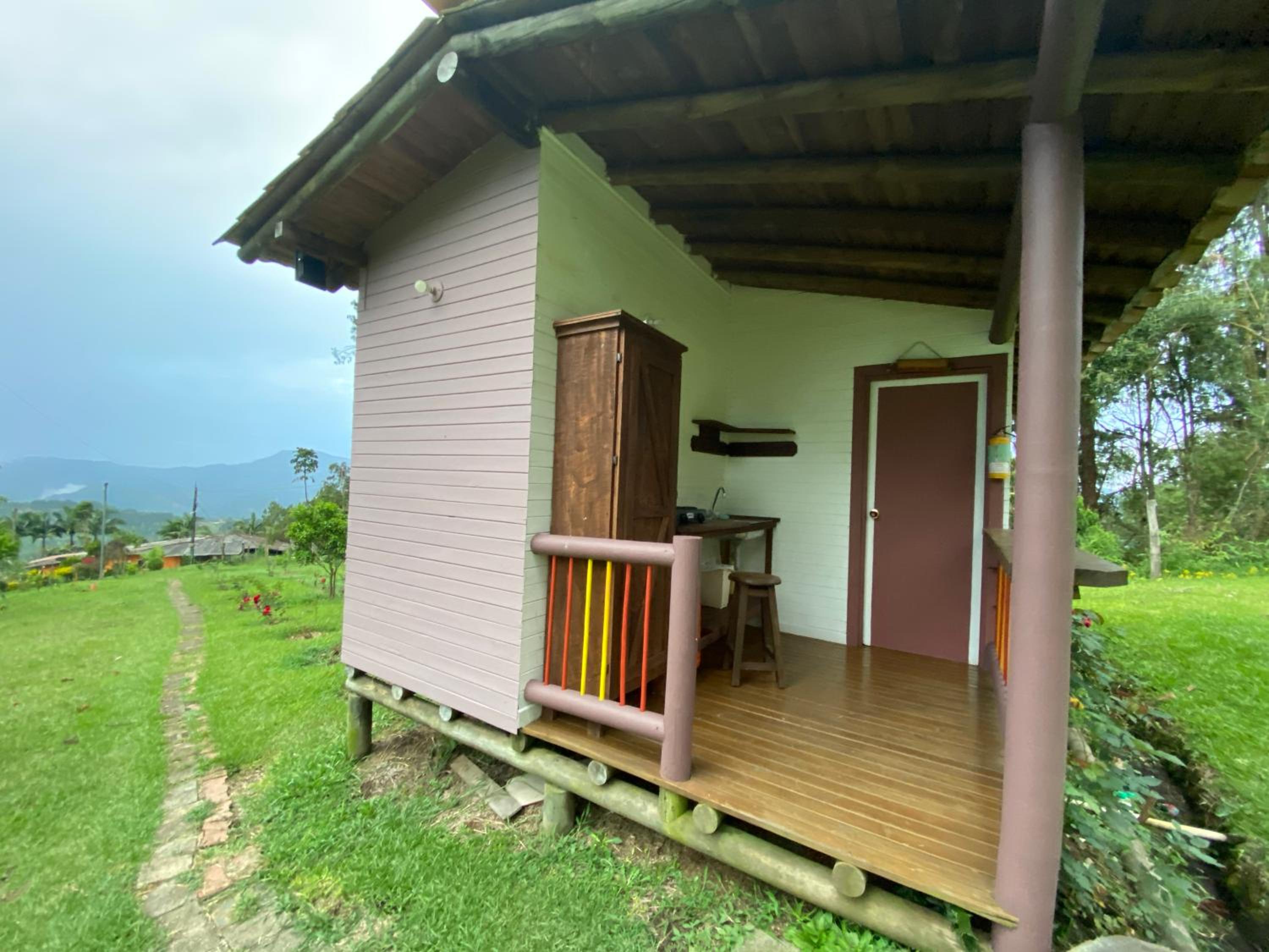 Cabañas y Flores