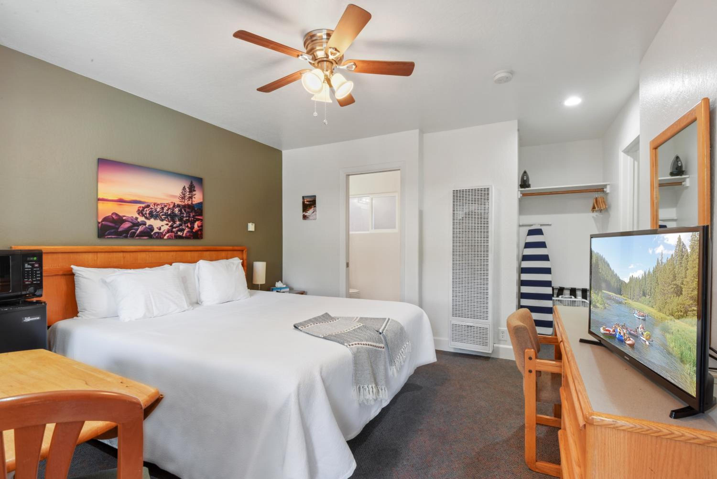 Crown Motel - Property Image 39