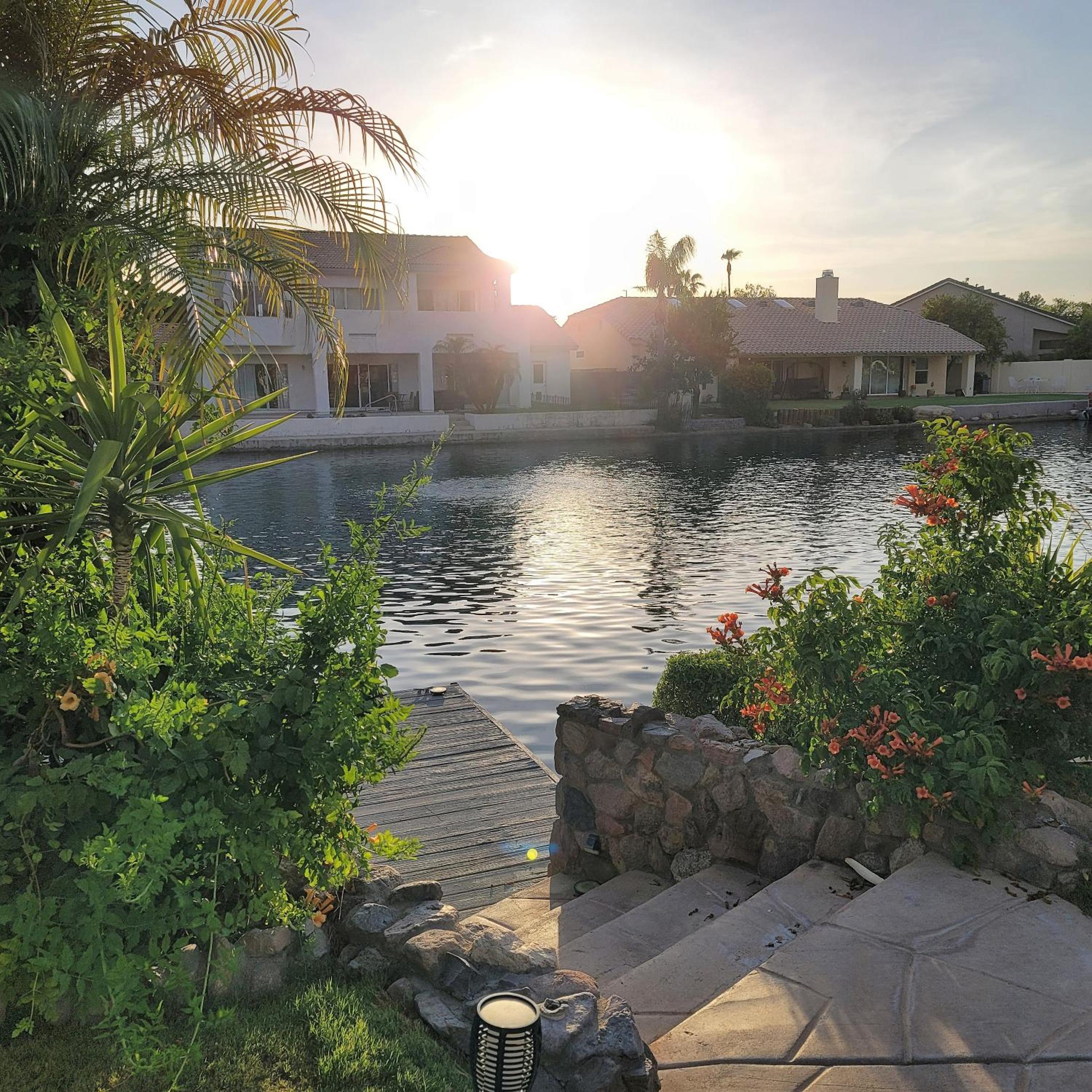 PEACEFUL lakeside home, minutes from Downtown Gilbert view 5