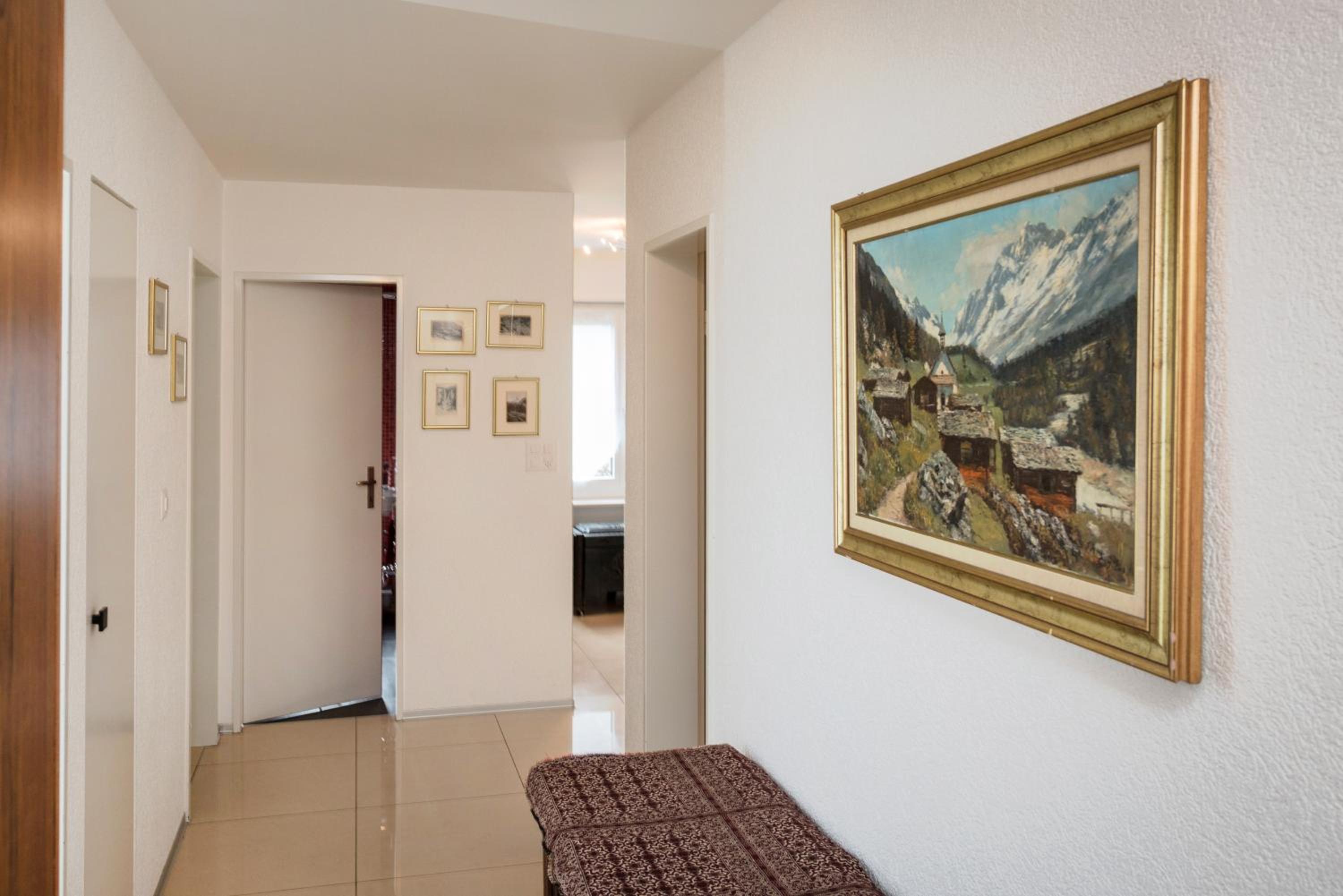 Charming Appartment in Zermatt - "Chez Ruth" view 2