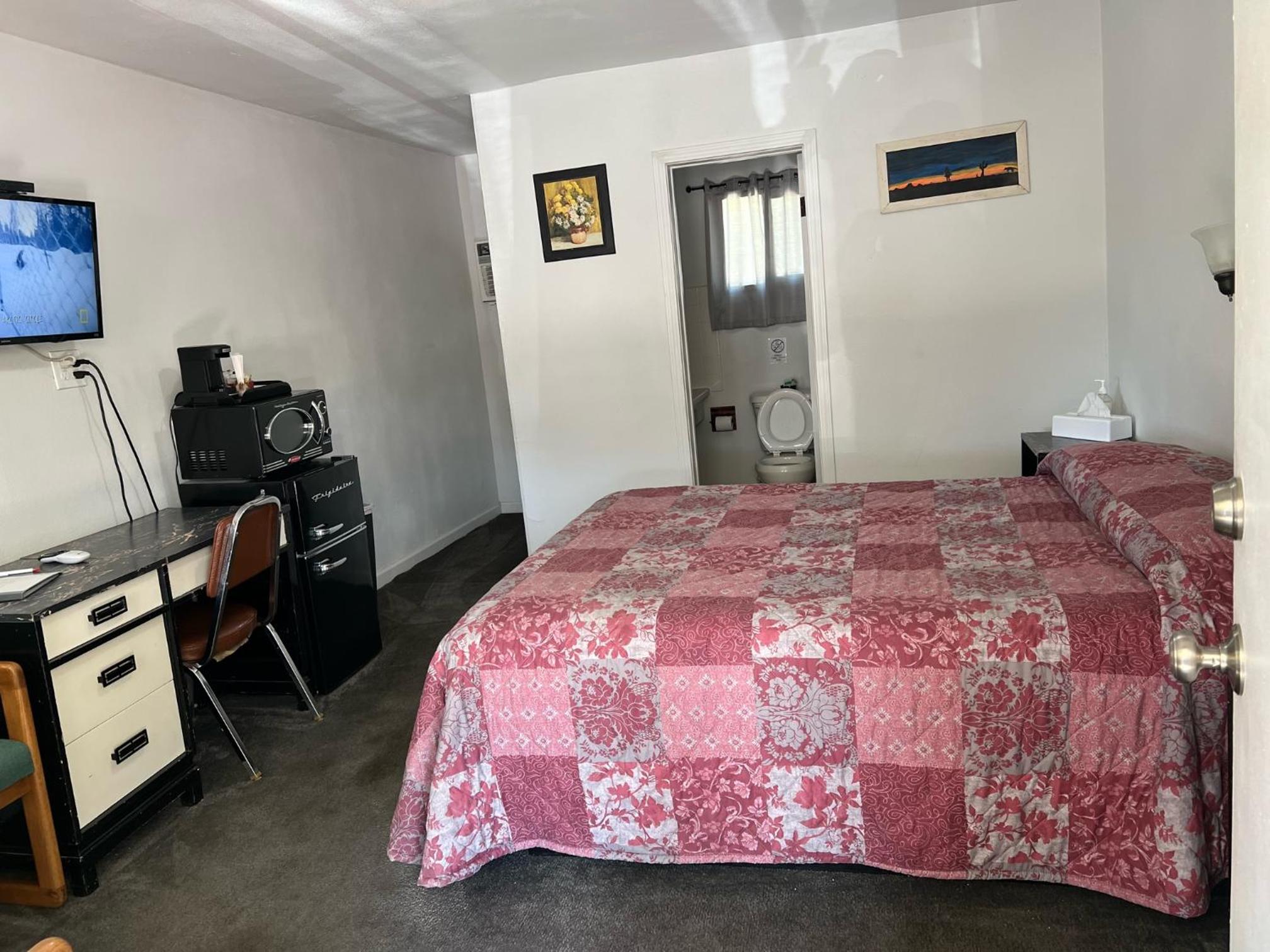 El Portal Motel view 2