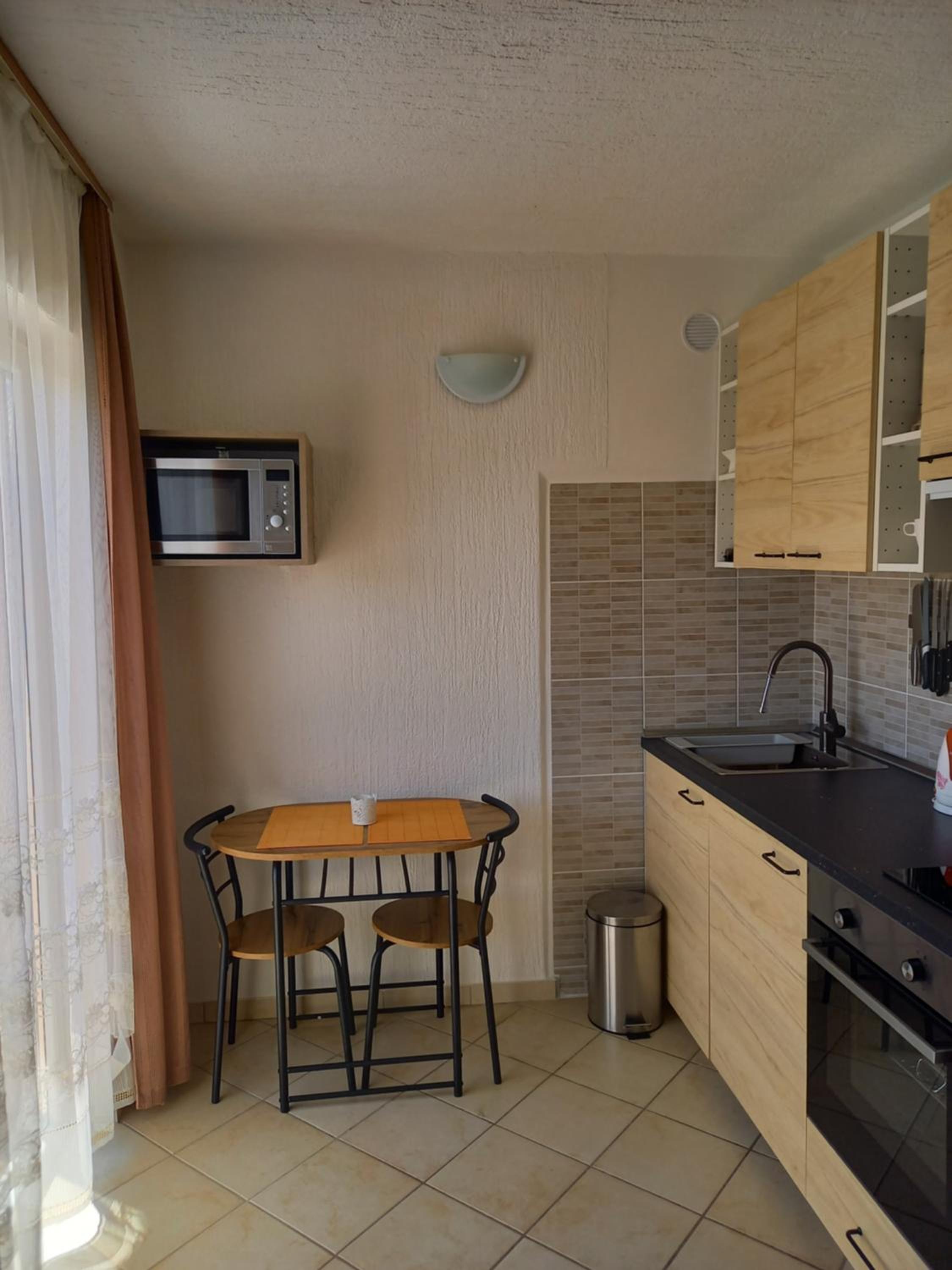 Lovorka Apartmani
