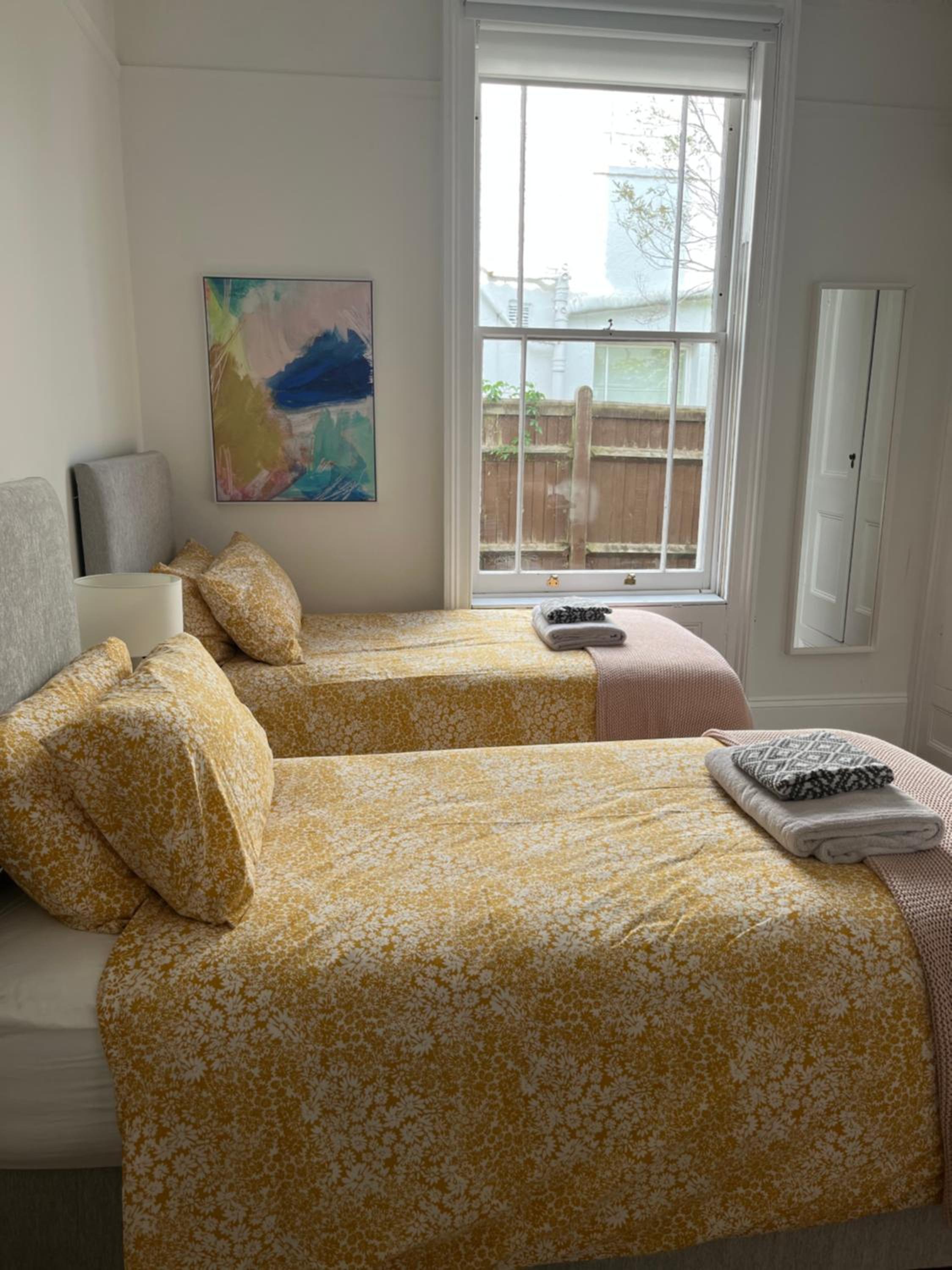 Royal Tunbridge Wells Vacations - Elegant Bloomsbury Apartment in Tunbridge Wells - Property Image 3