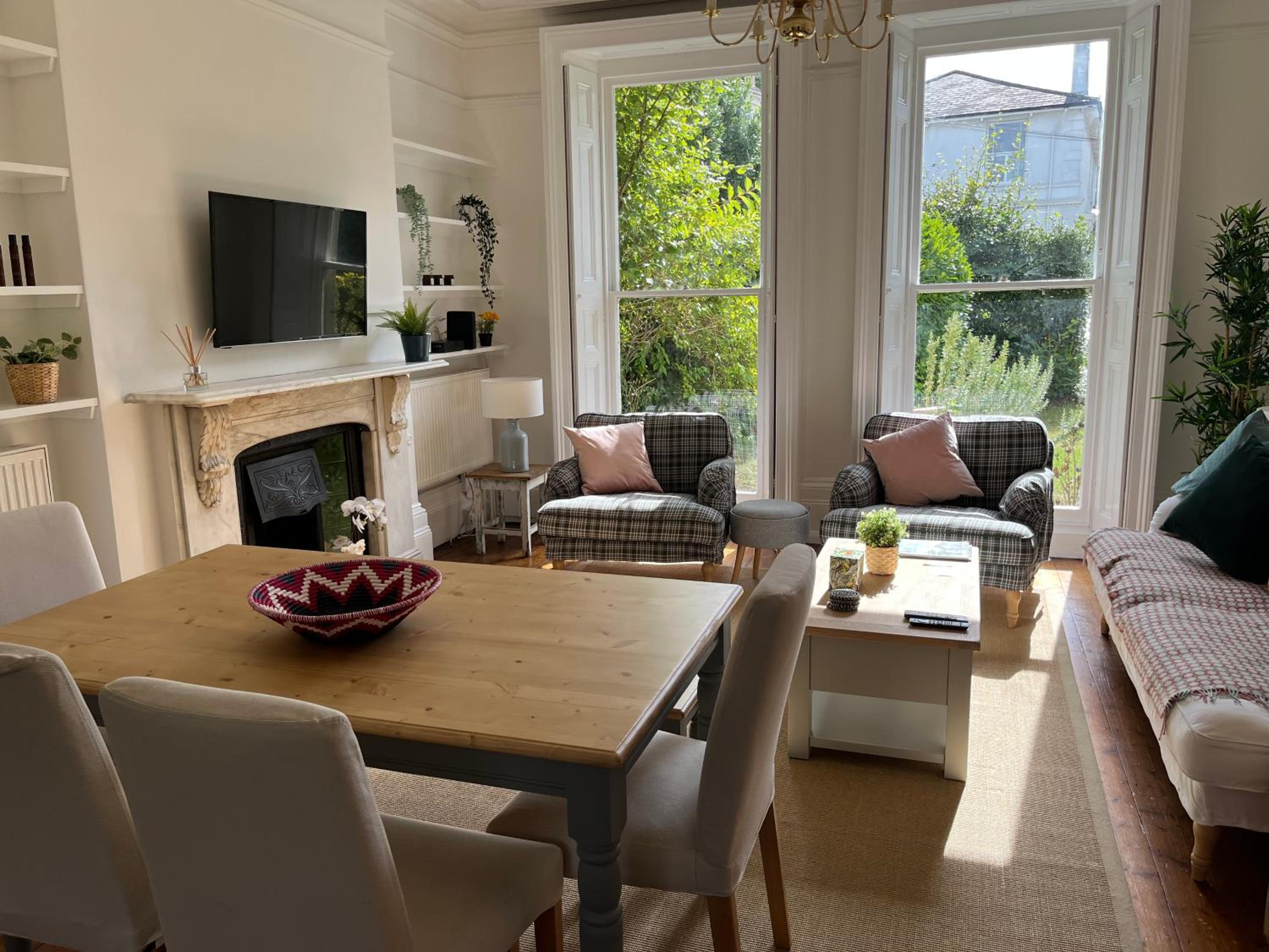 Royal Tunbridge Wells Vacations - Elegant Bloomsbury Apartment in Tunbridge Wells - Property Image 9