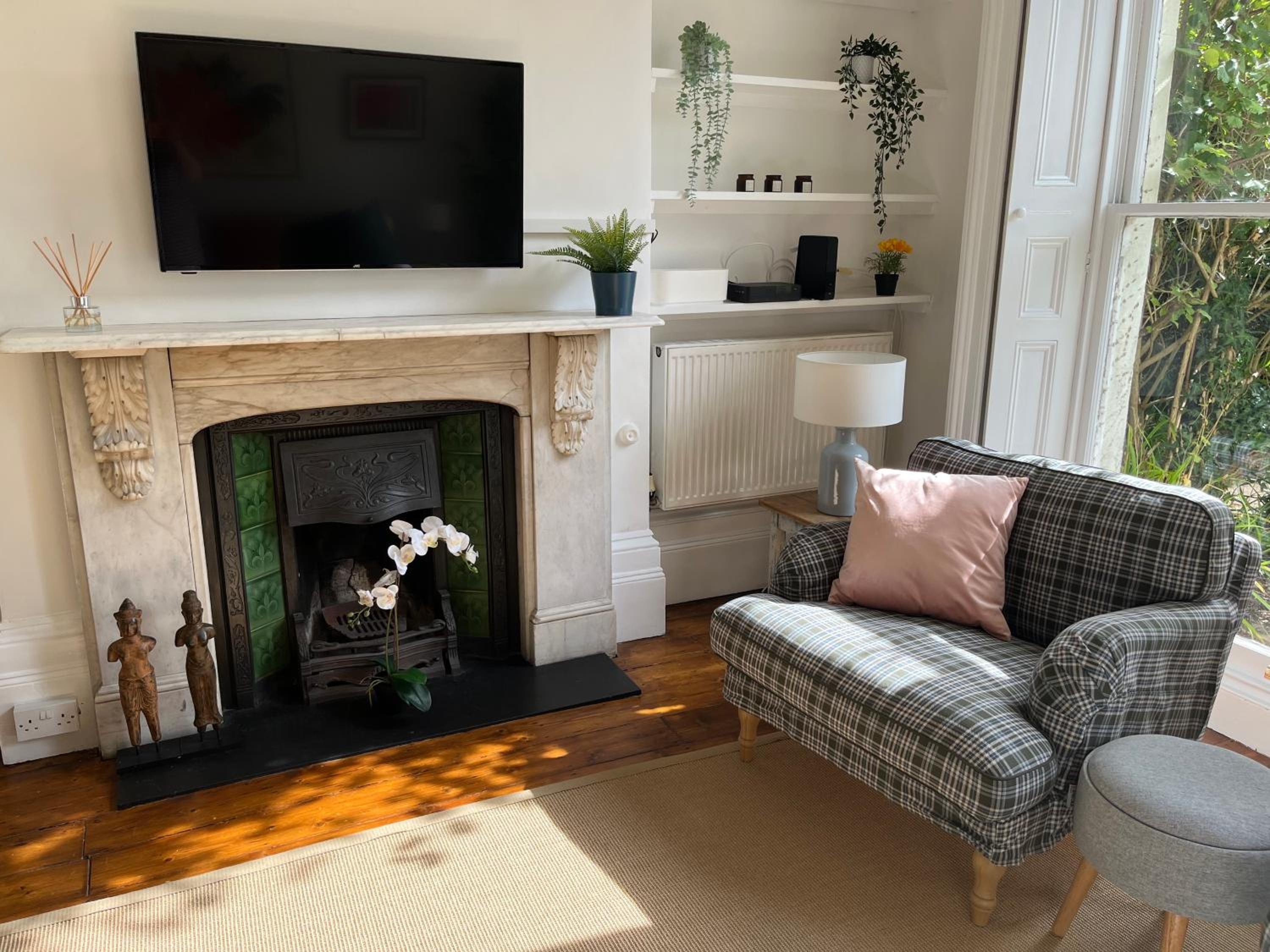 Royal Tunbridge Wells Vacations - Elegant Bloomsbury Apartment in Tunbridge Wells - Property Image 14